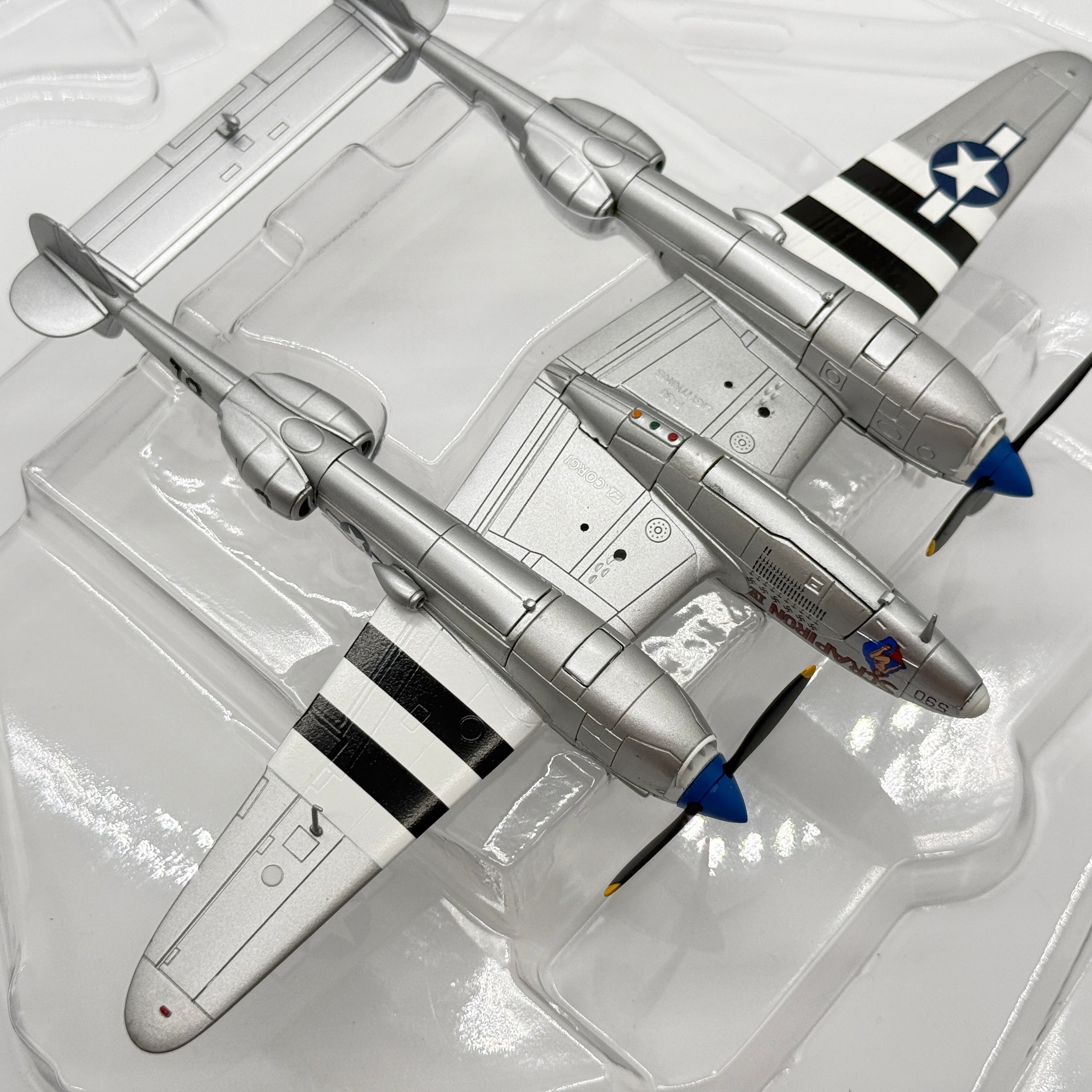 Corgi AA36613 1:72 Lockheed P-38J Lightning USAAF 367th FG Scrapiron IV 1944