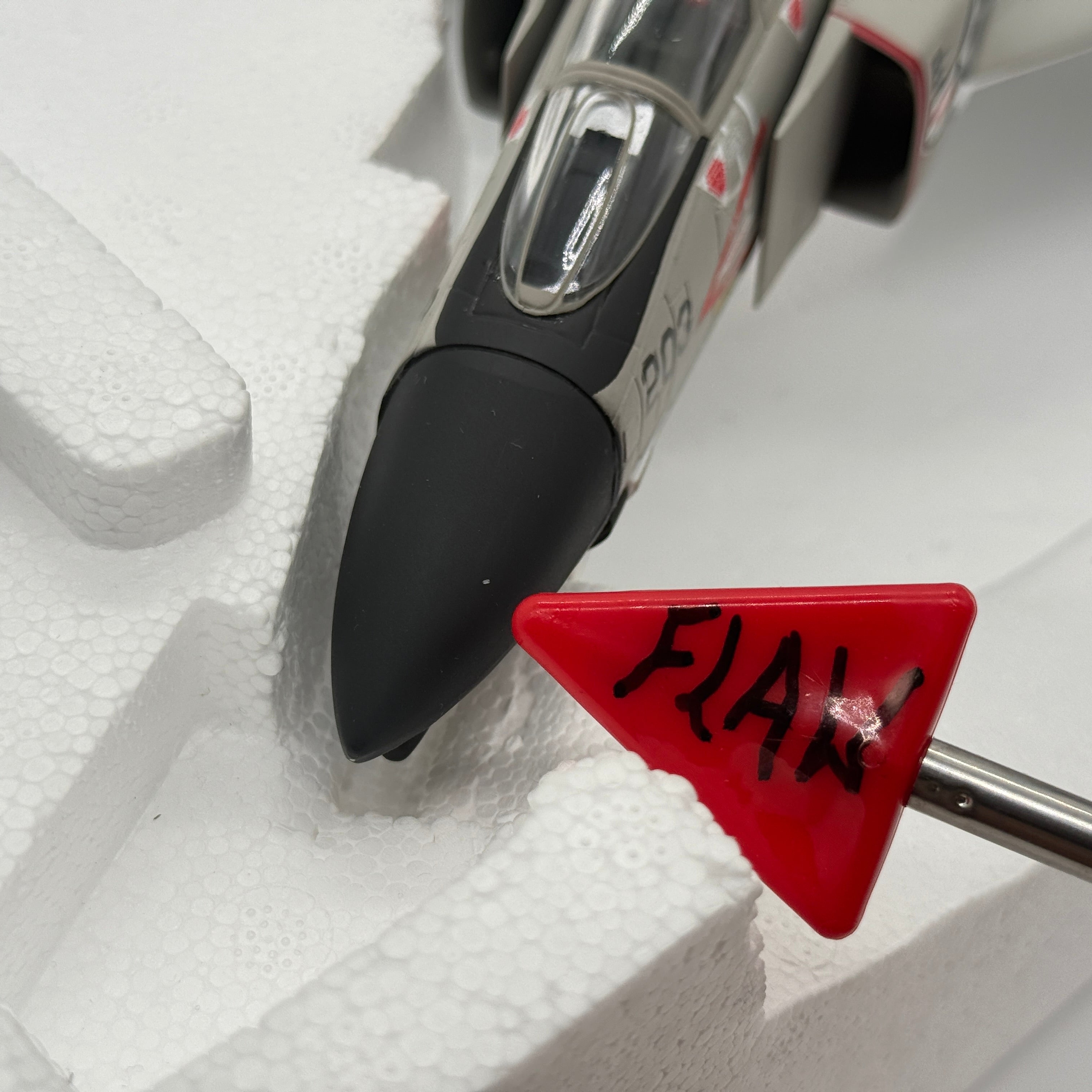 Franklin Mint Armour B11B588 1:48 F-4 Phantom USN VF-84 Jolly Rogers *ISSUES*
