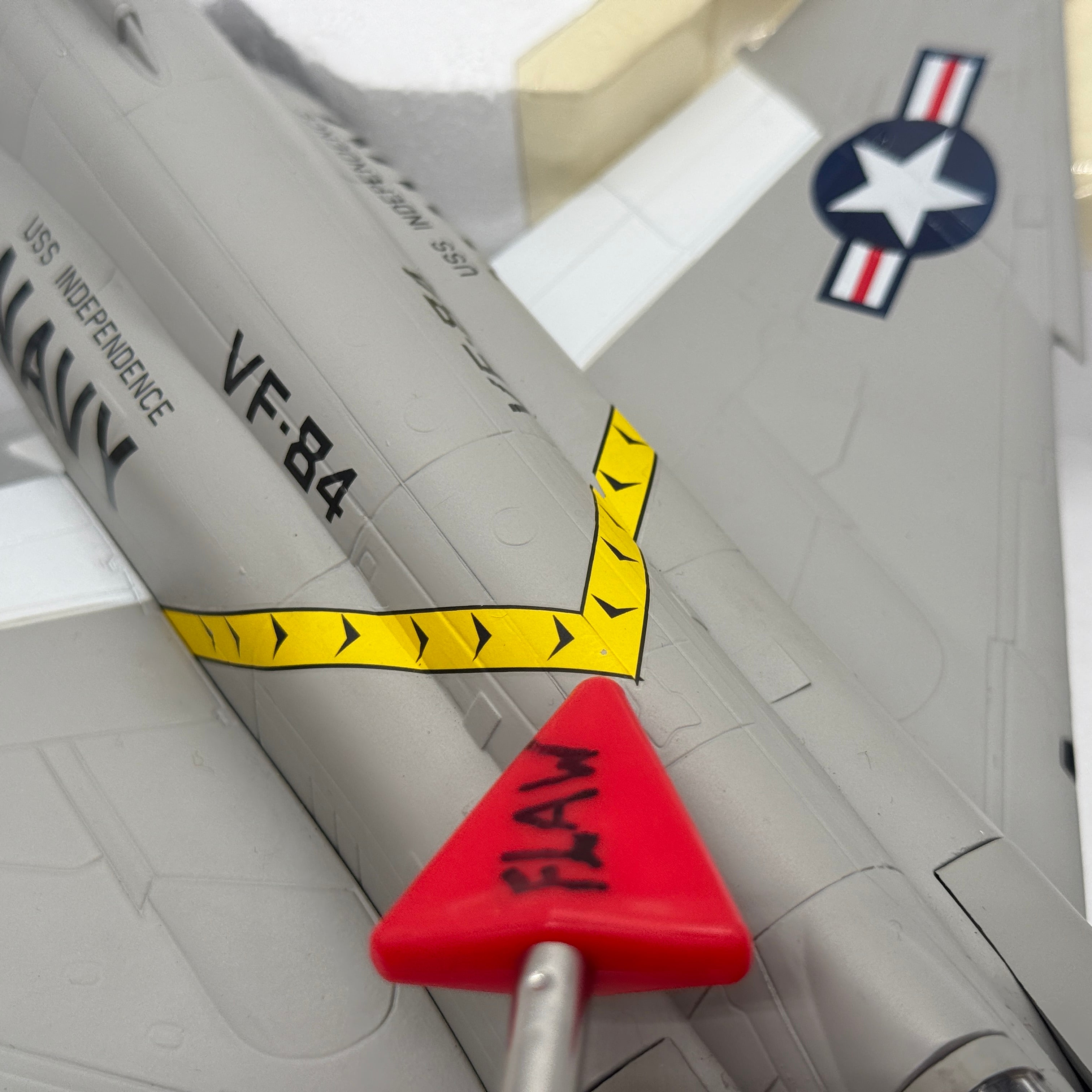 Franklin Mint Armour B11B588 1:48 F-4 Phantom USN VF-84 Jolly Rogers *ISSUES*