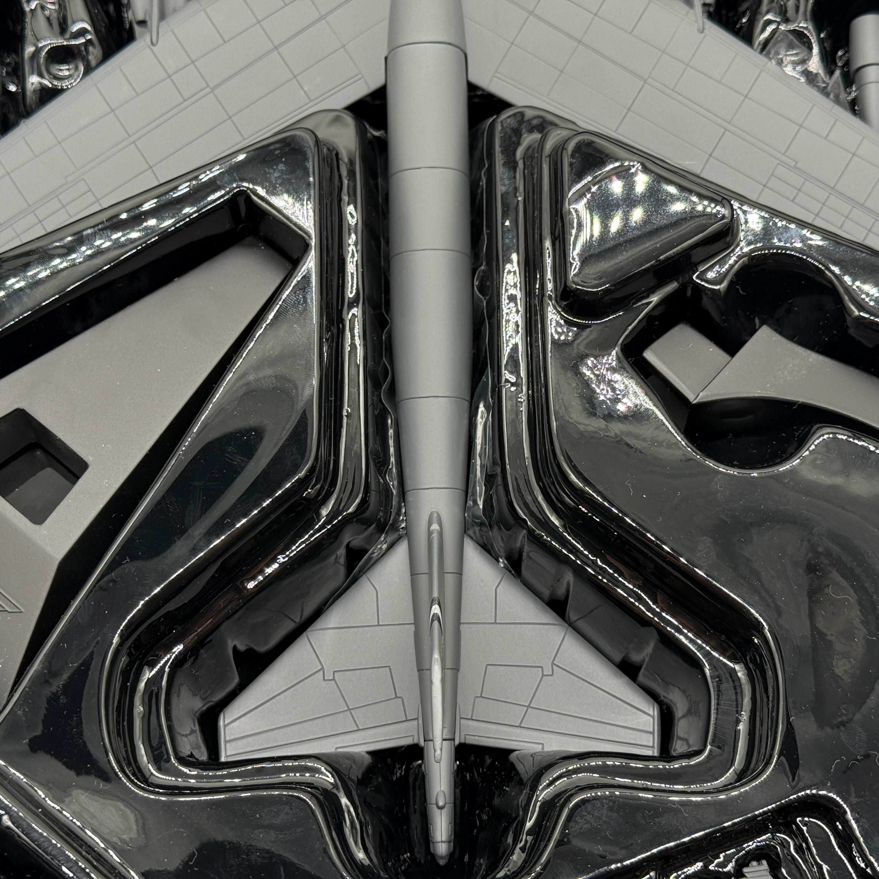 Corgi US33508 1:144 Boeing B-52H Stratofortress USAF SAC 7th BW 1990