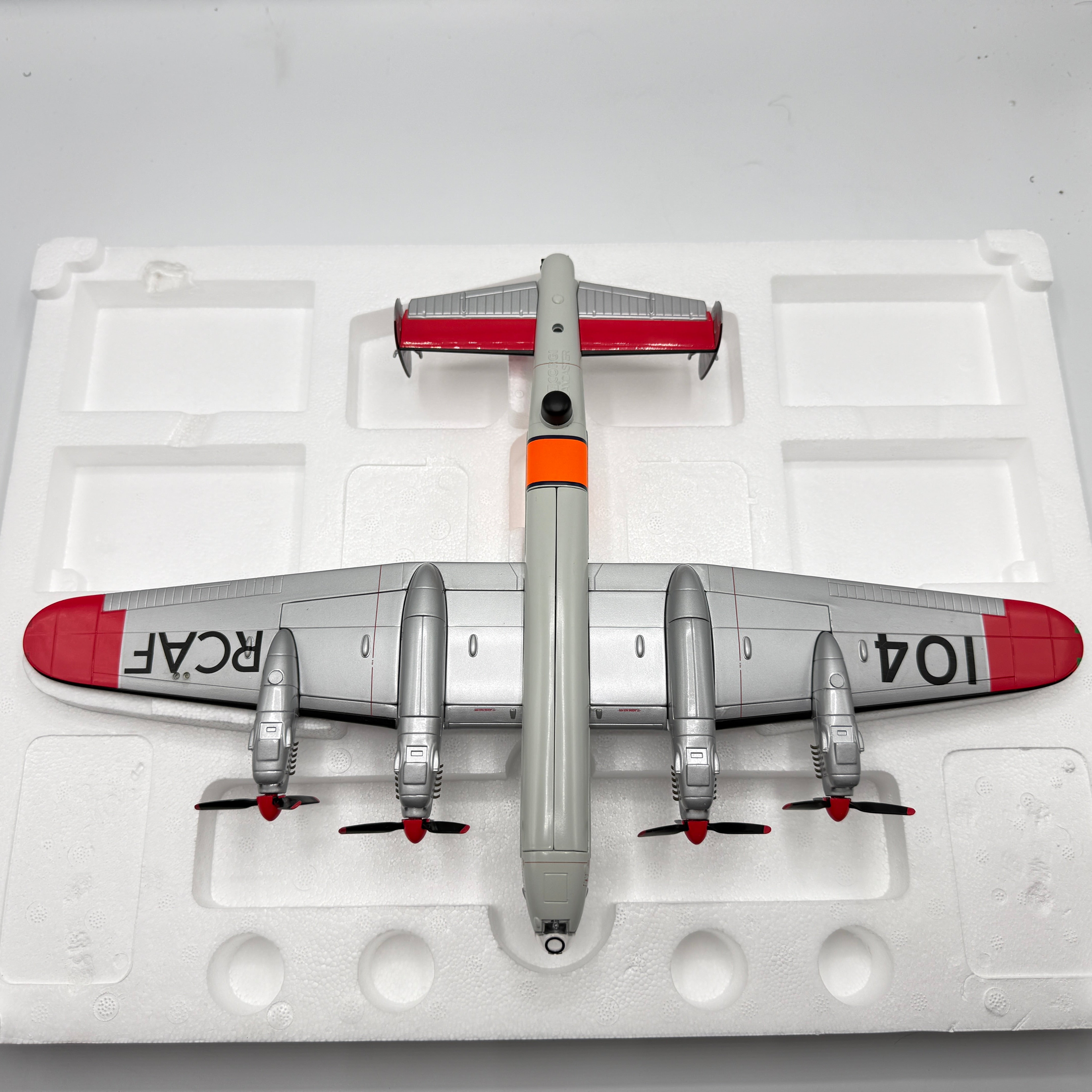 Corgi AA32606 1:72 Avro Lancaster Mk.10MP RCAF No.107 Rescue Unit Canada 1963