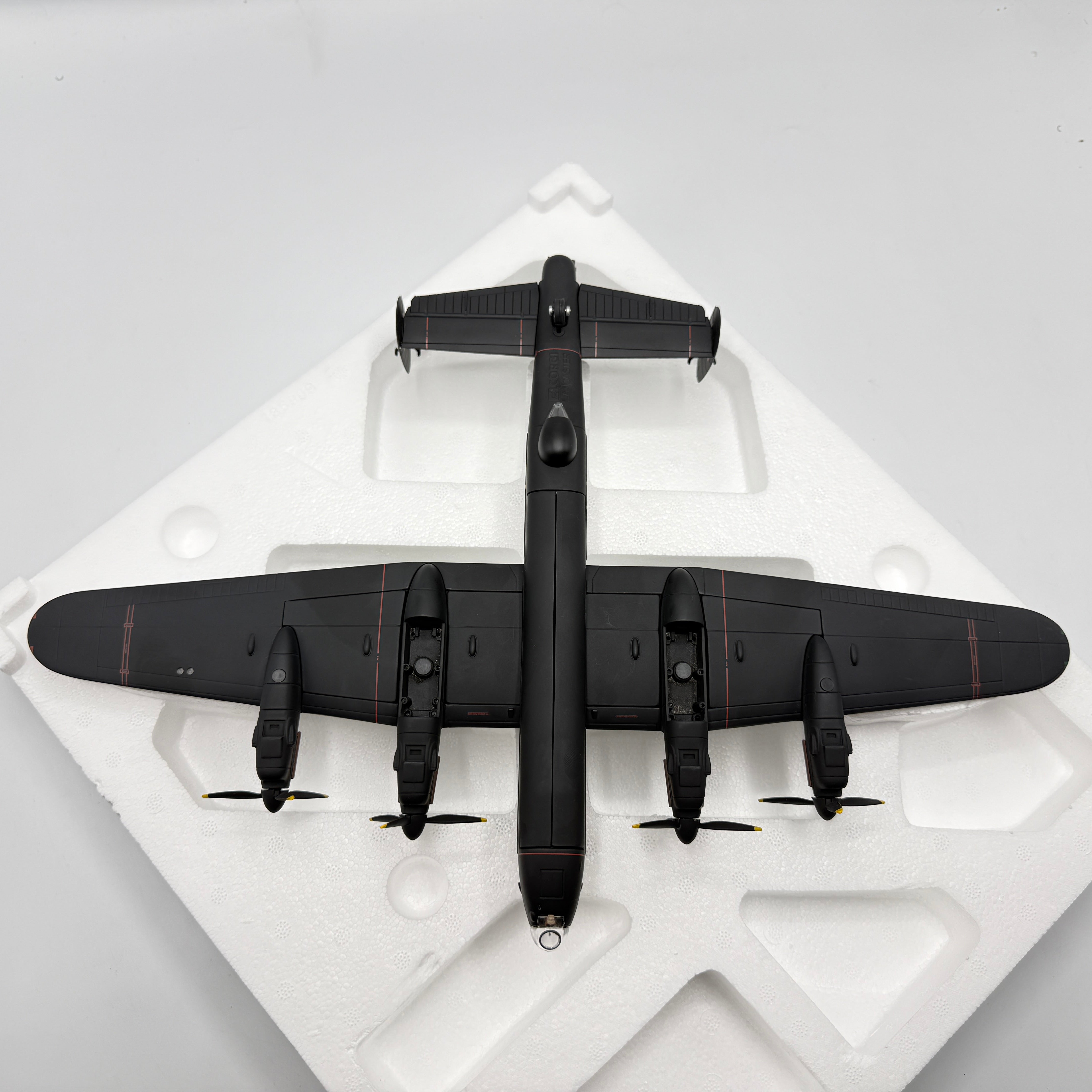 Corgi US32622F 1:72 Avro Lancaster RCAF No.419 Sqn Mynarski VC VR-A *ISSUES*