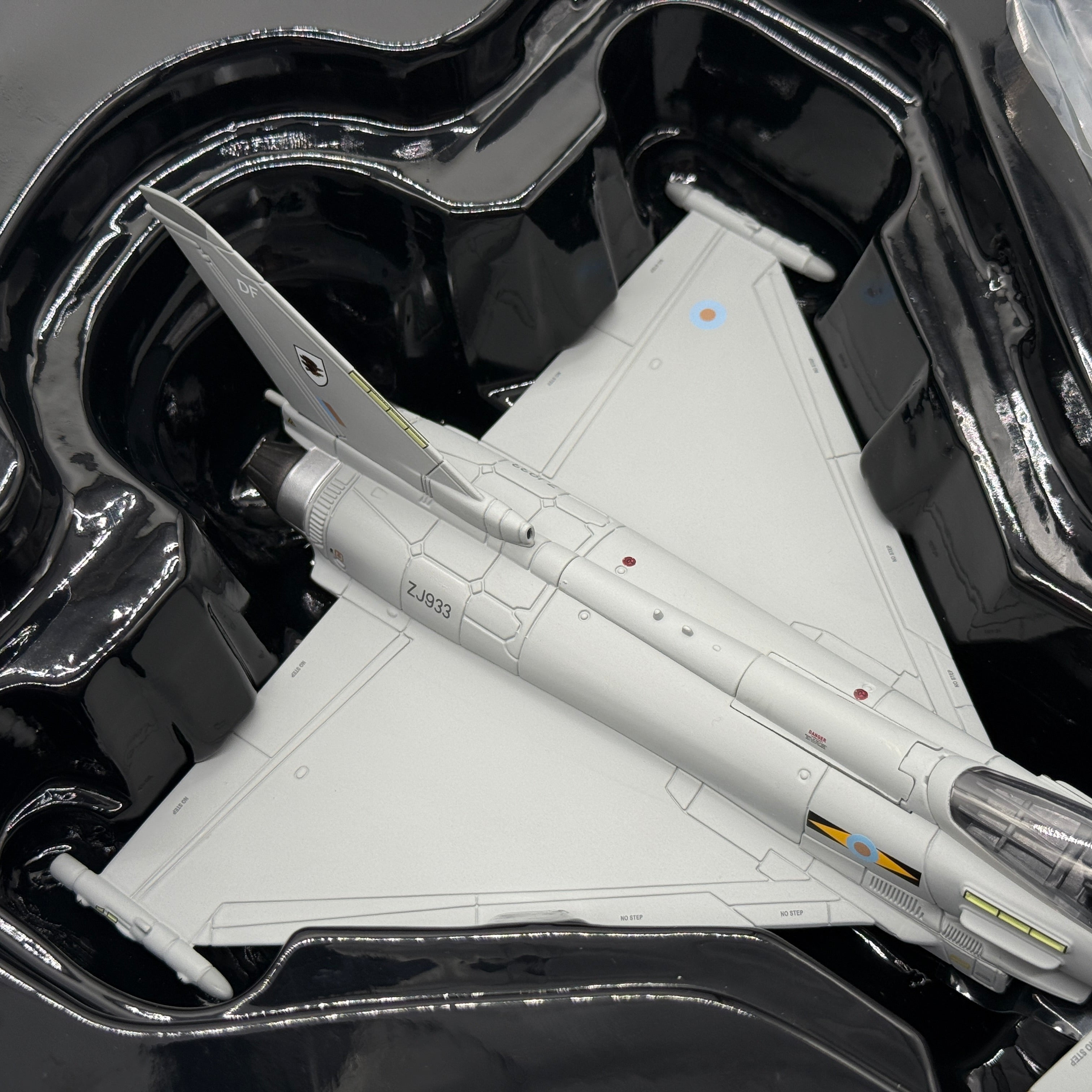 Corgi AA36406 1:72 Eurofighter Typhoon F.Mk 2 RAF No.11 Sqn Libya 2011