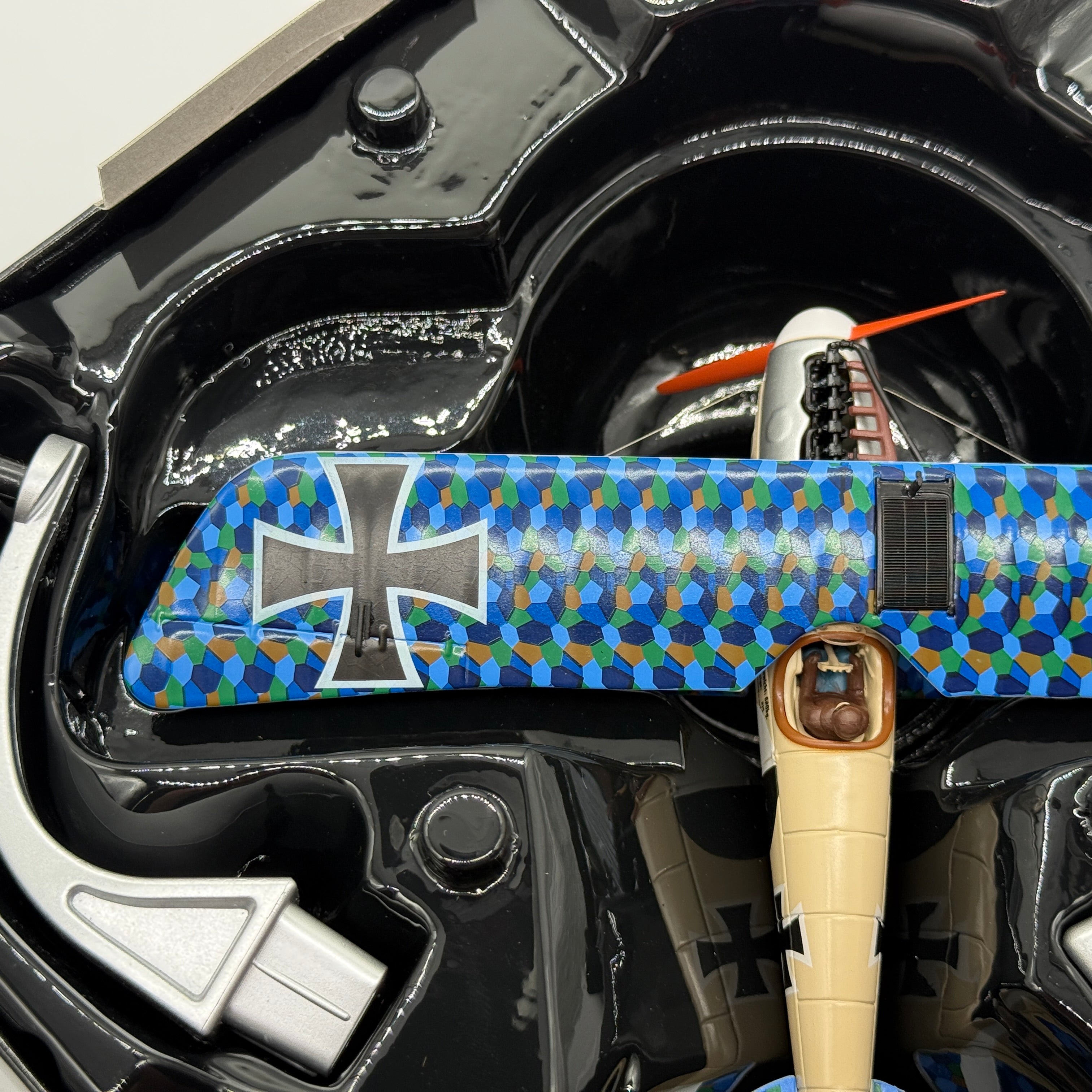Corgi AA37802 1:48 Albatros D.V Luftstreitkräfte Jasta 23B Friedrich Ritter von Roth 1918