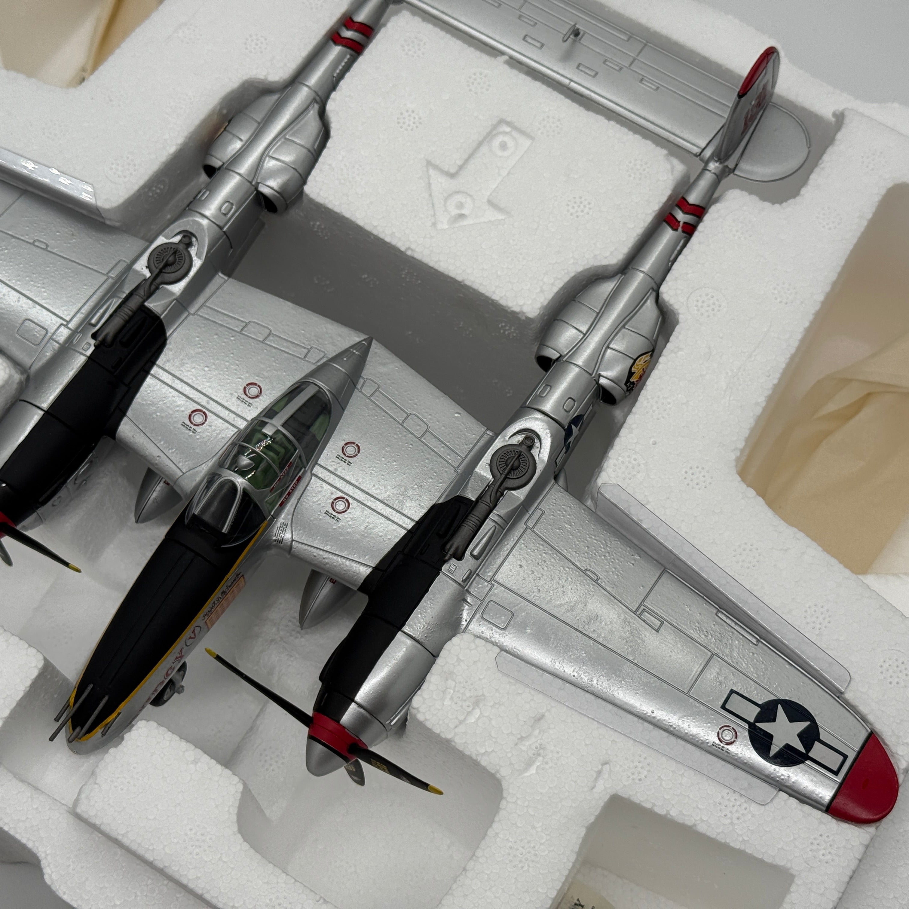 Franklin Mint ART 98113 1:48 Lockheed P-38 Lightning Pudgy V Thomas McGuire 431st FS *FLAWED*