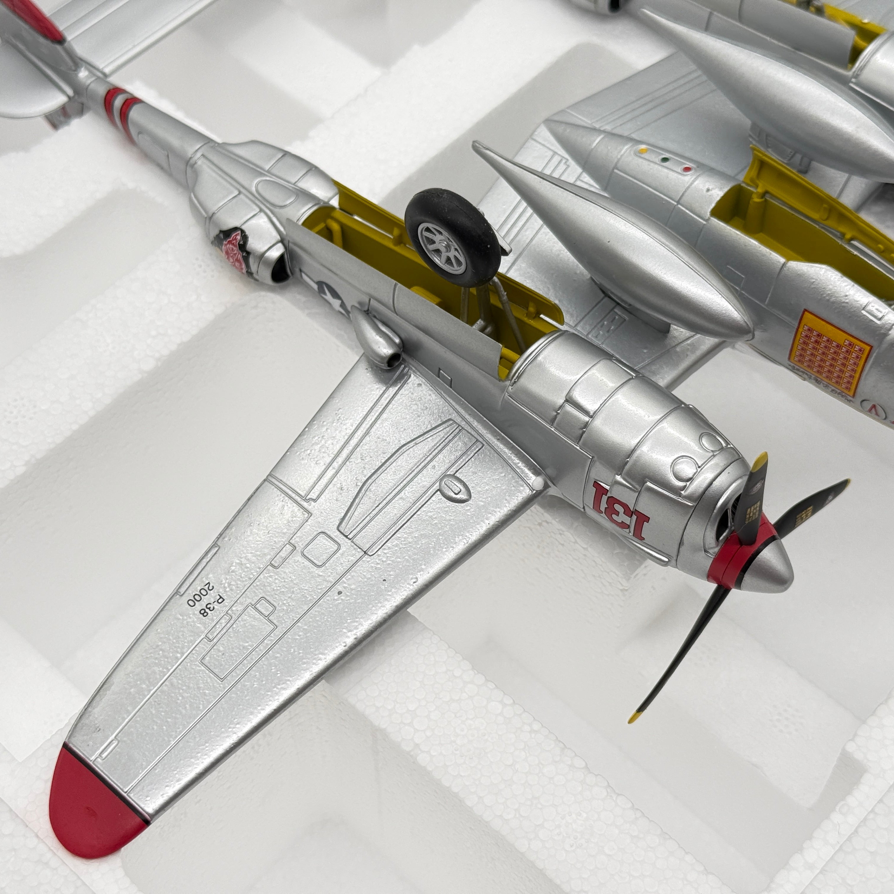 Franklin Mint ART 98113 1:48 Lockheed P-38 Lightning Pudgy V Thomas McGuire 431st FS *FLAWED*