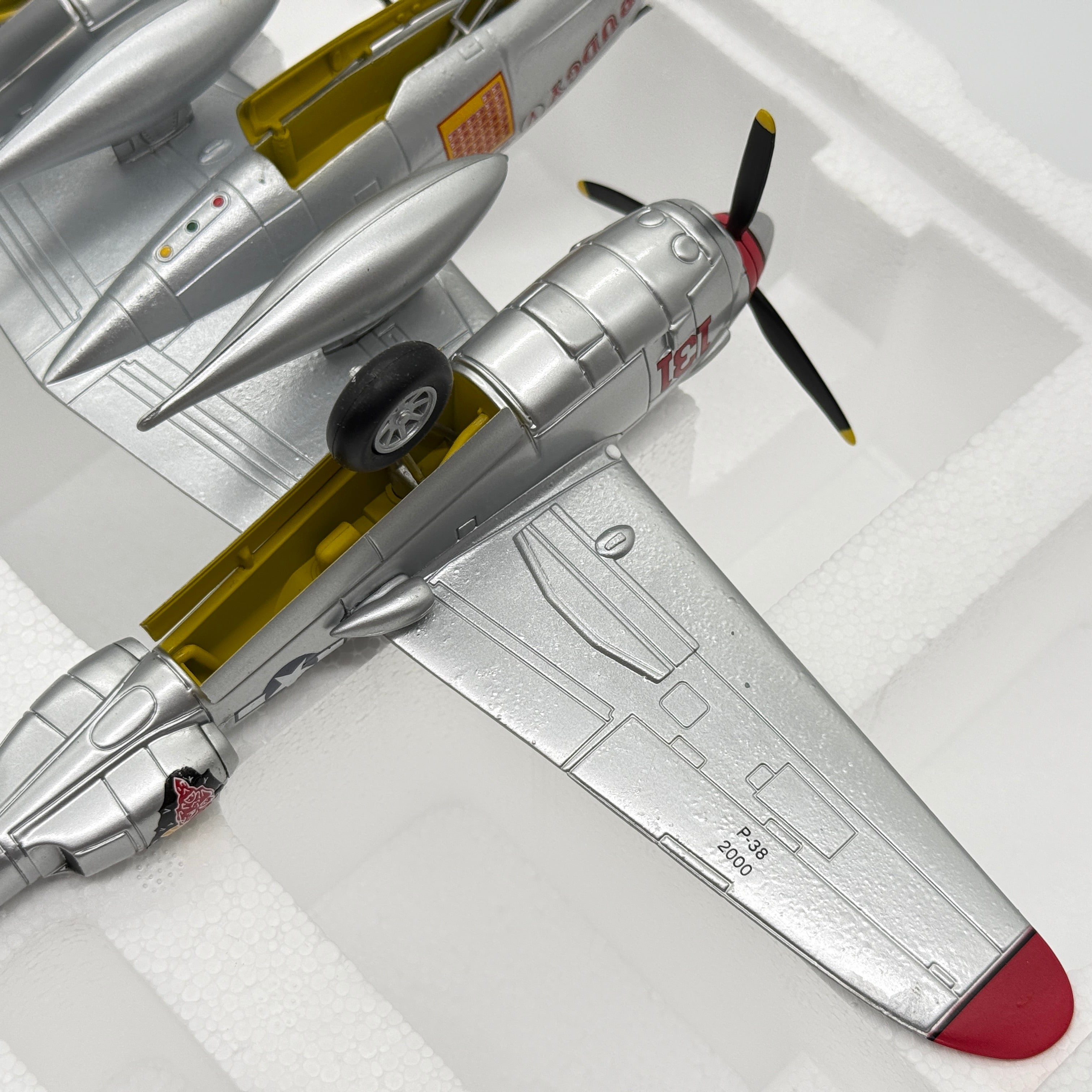 Franklin Mint ART 98113 1:48 Lockheed P-38 Lightning Pudgy V Thomas McGuire 431st FS *FLAWED*