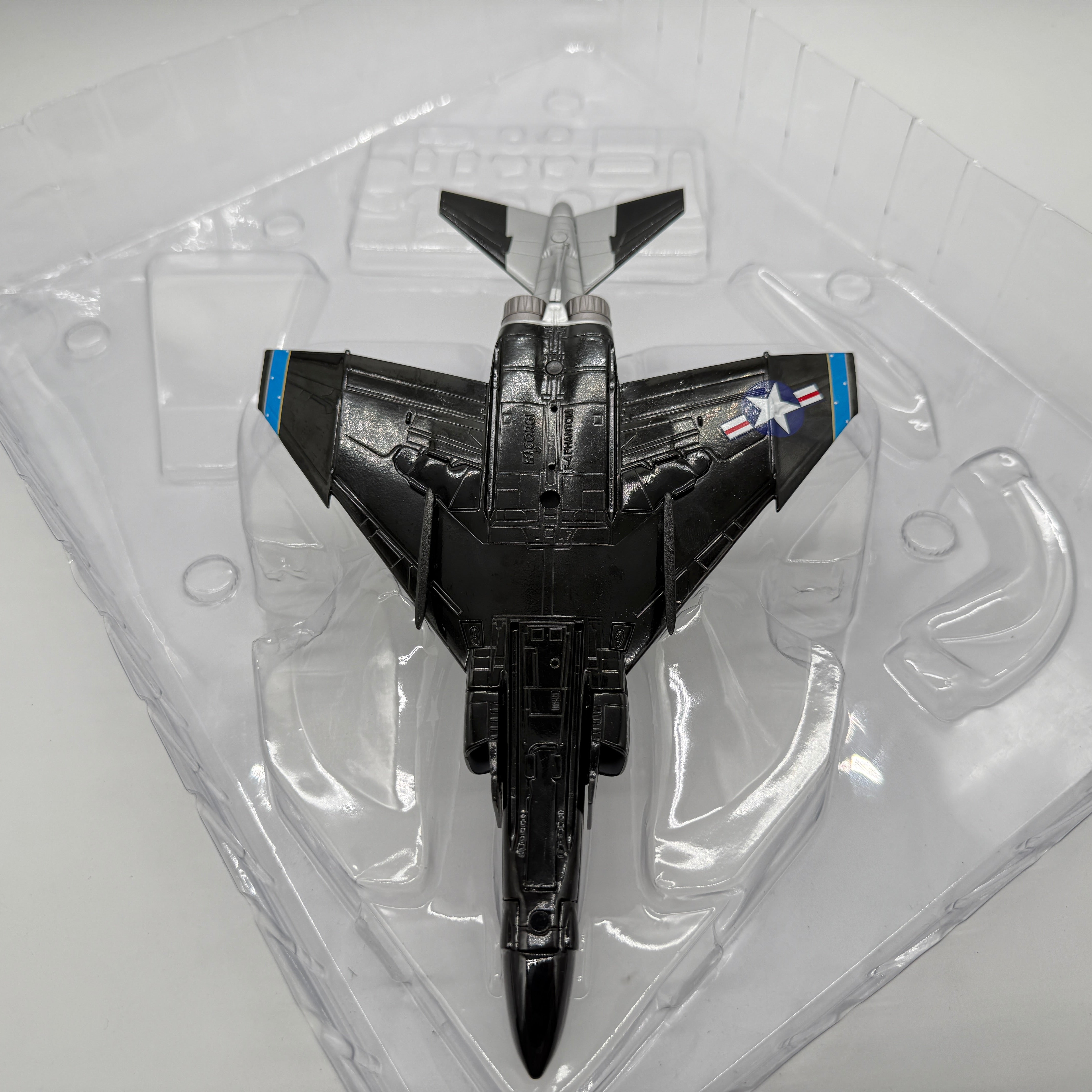 Corgi AA33205 1:72 McDonnell Douglas F-4J Phantom II US Navy VX-4 Vandy 1 Black Bunny NAS Point Mugu 1969