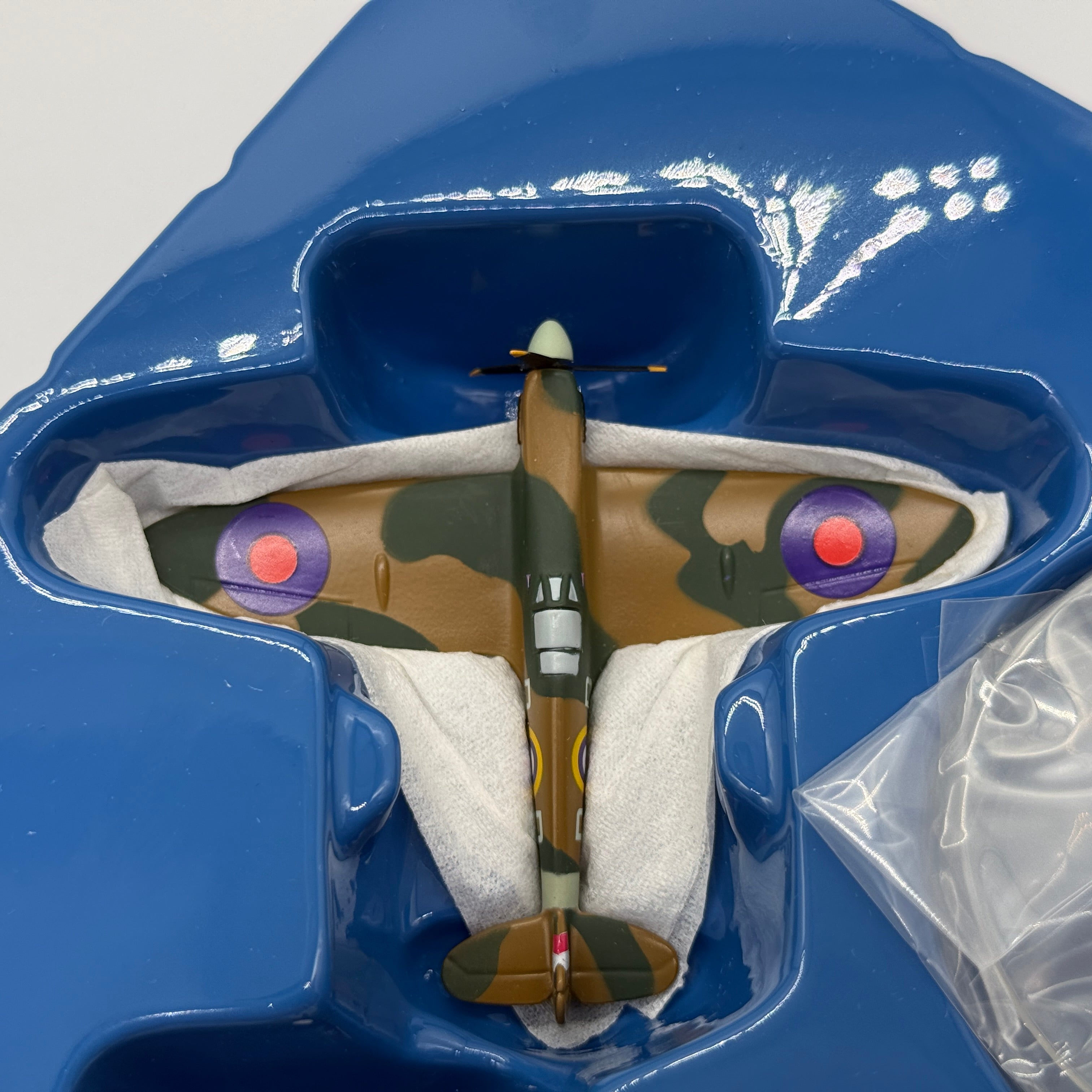 Corgi 49507 1:144 Battle of Britain Commemorative Set Spitfire P7966 Douglas Bader and Hurricane V6555 Stanford Tuck