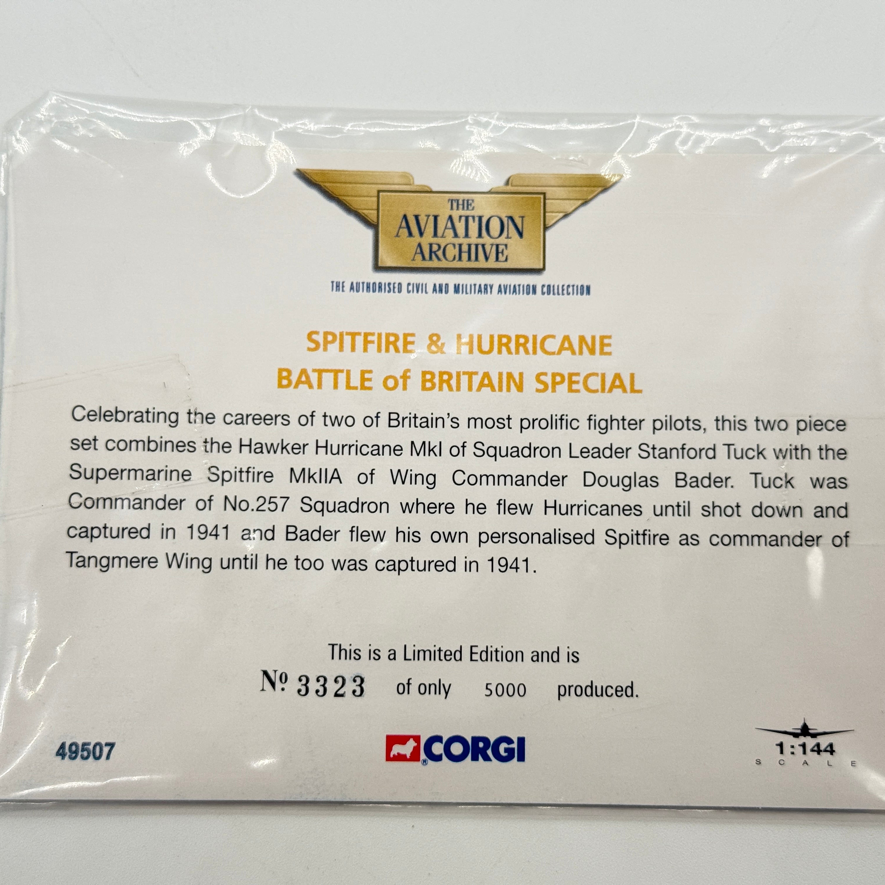 Corgi 49507 1:144 Battle of Britain Commemorative Set Spitfire P7966 Douglas Bader and Hurricane V6555 Stanford Tuck