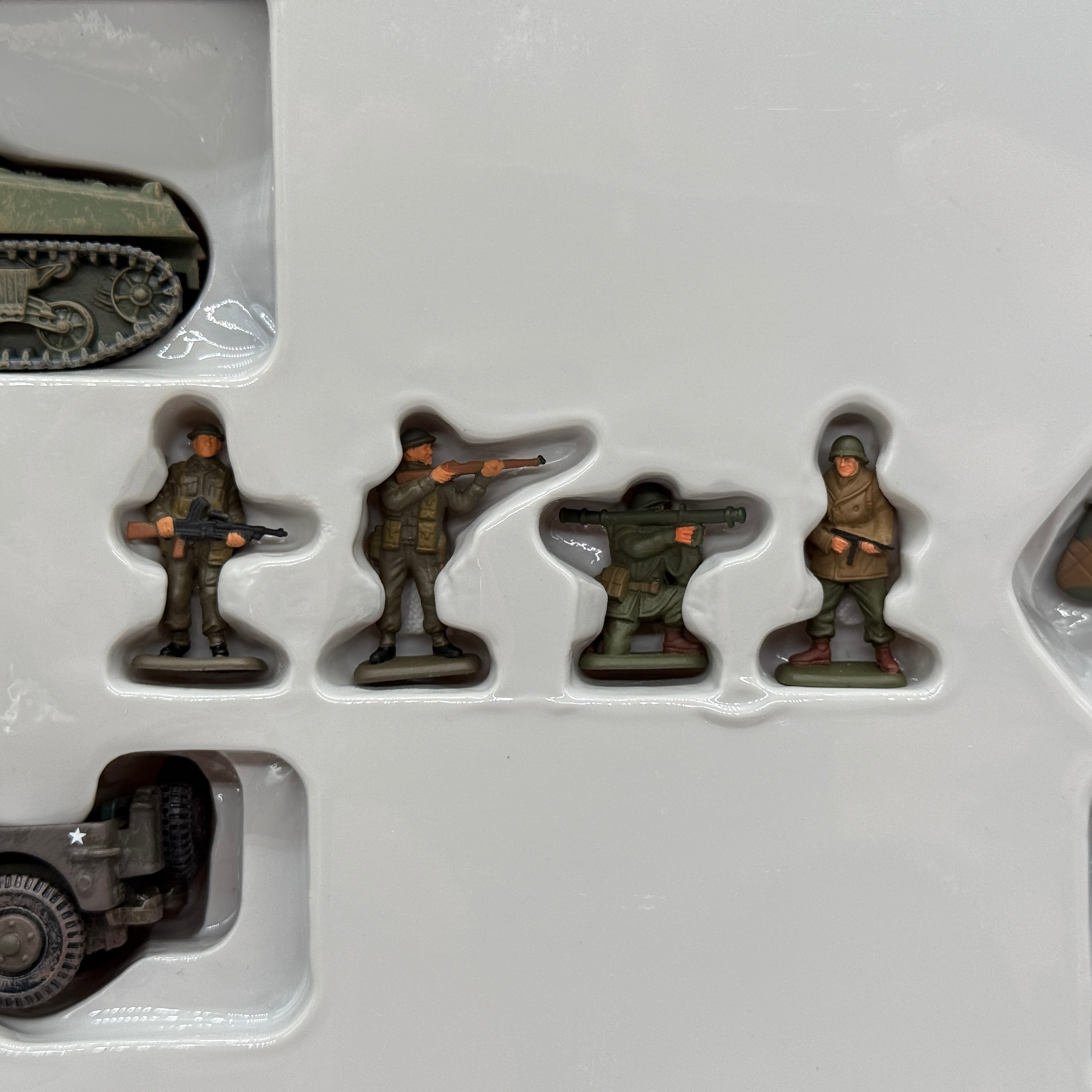 Corgi CSCW20004 Fighting Machines World War II Collection M4 Sherman Churchill Mk IV Willys Jeep Spitfire 4-Model Set