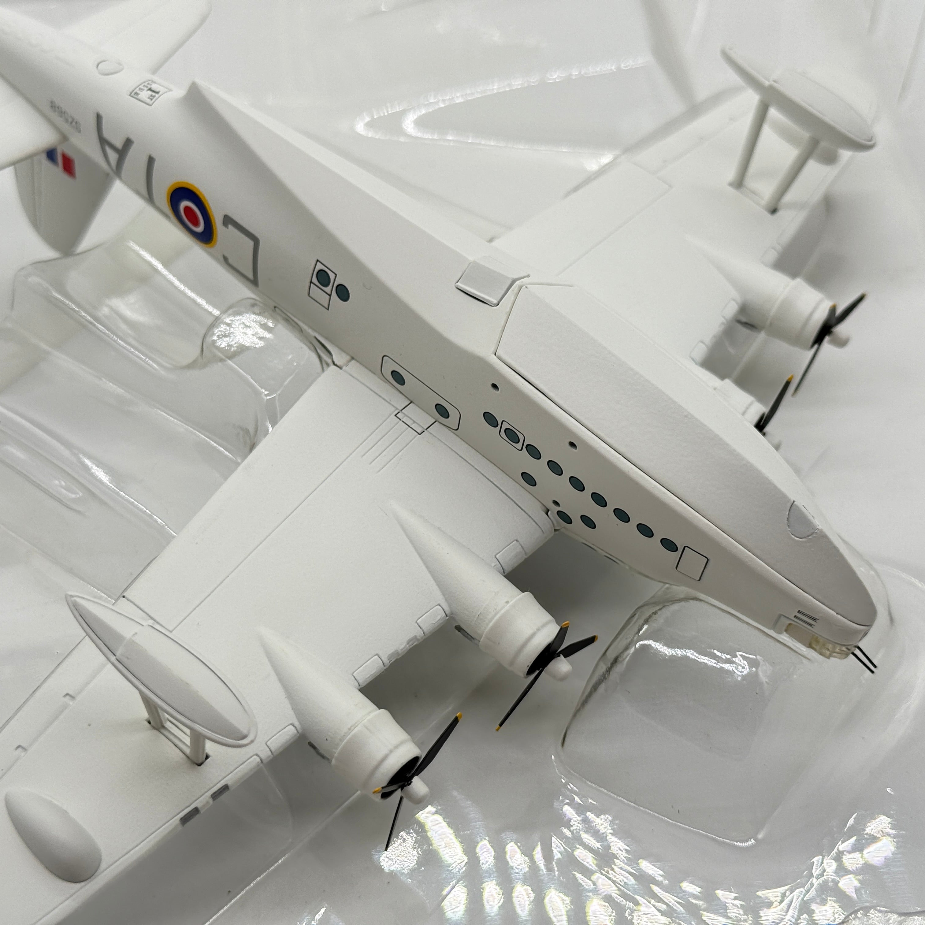 Corgi 48801 1:144 Short S.25 Sunderland V RAF Coastal Command First Issue
