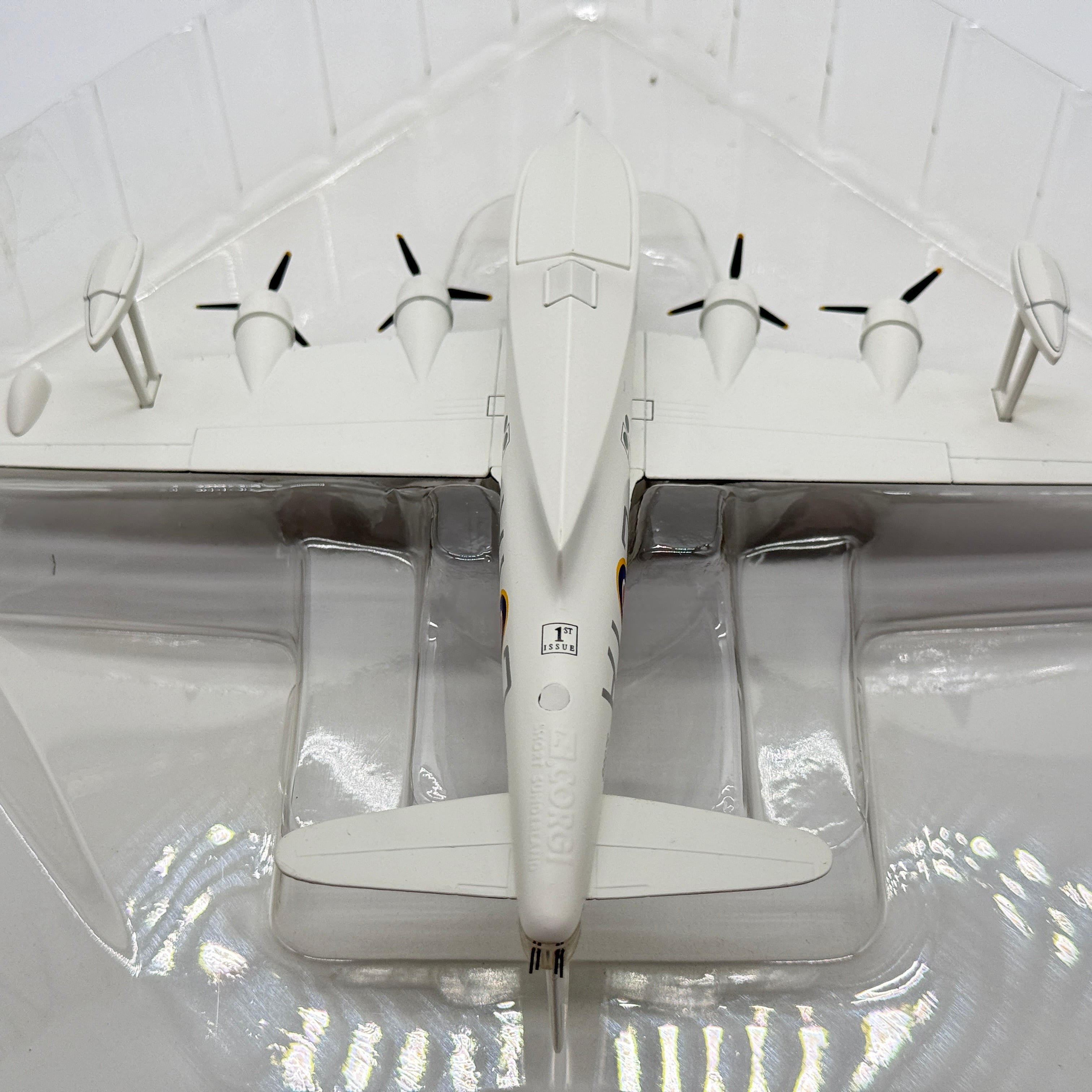 Corgi 48801 1:144 Short S.25 Sunderland V RAF Coastal Command First Issue