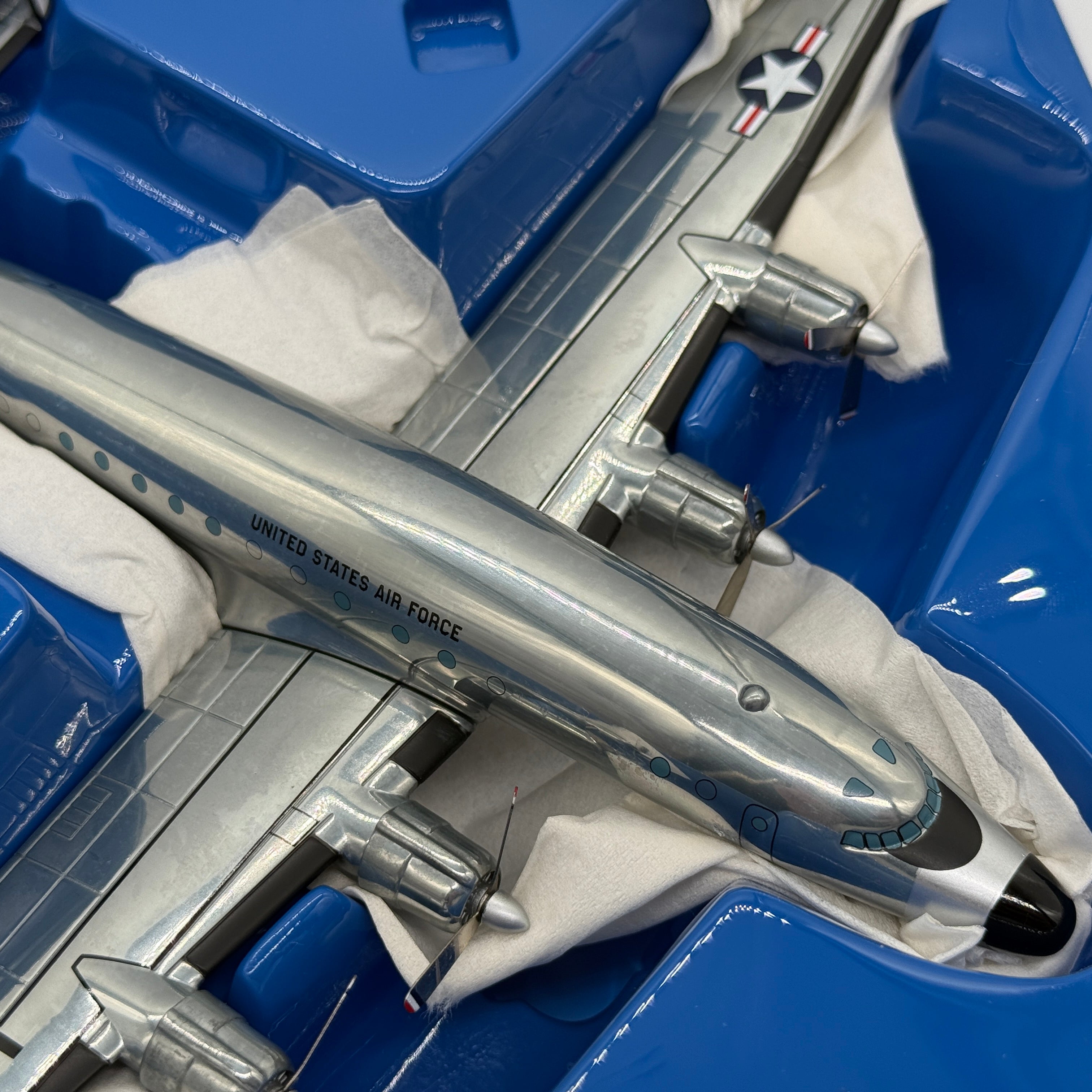 Corgi AA30402 1:144 Lockheed VC-121A Constellation 48-614 Columbine Dwight Eisenhower 1950
