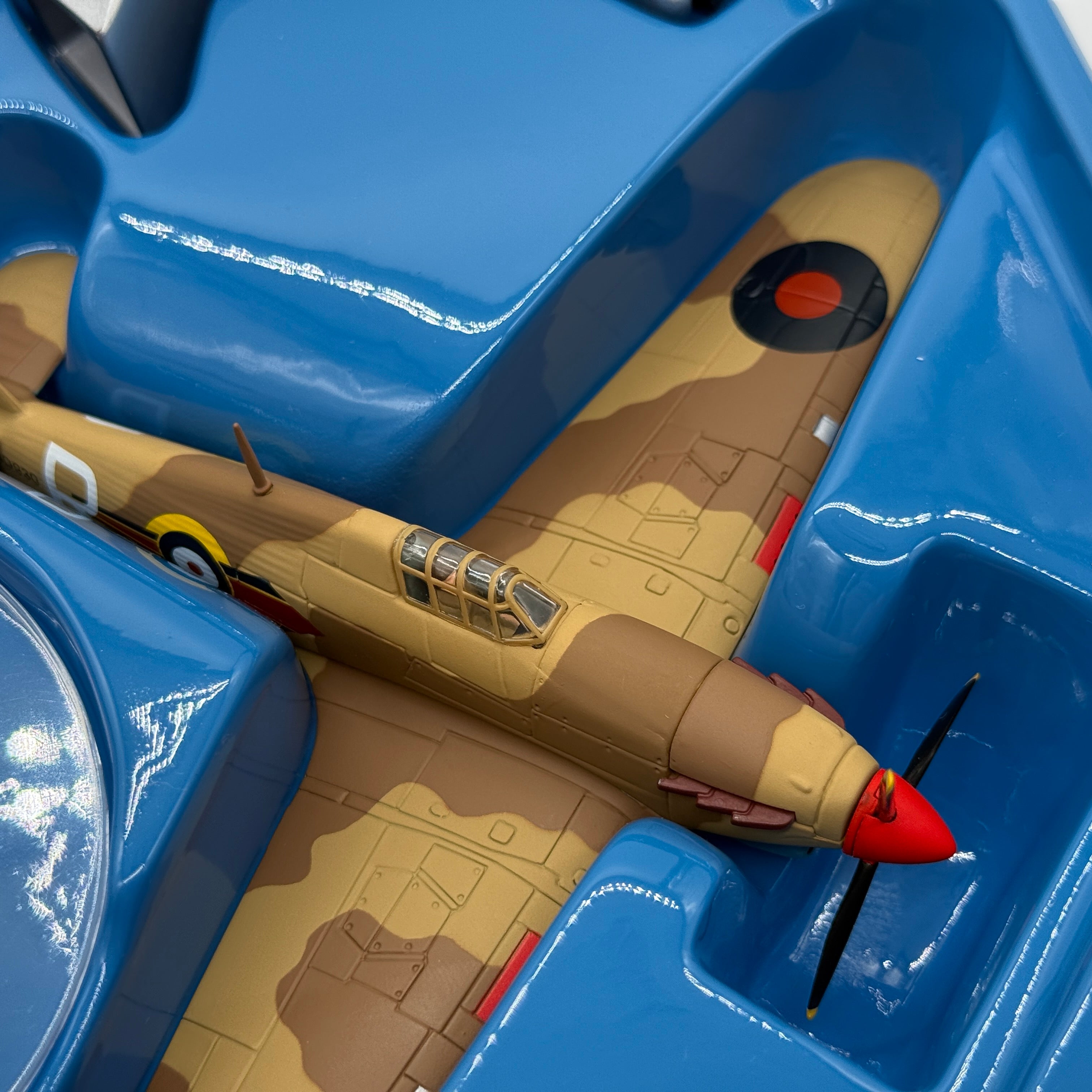Corgi AA30701 1:72 Hawker Hurricane Mk IIB BD930 R RAF No.73 Sqn Western Desert 1942