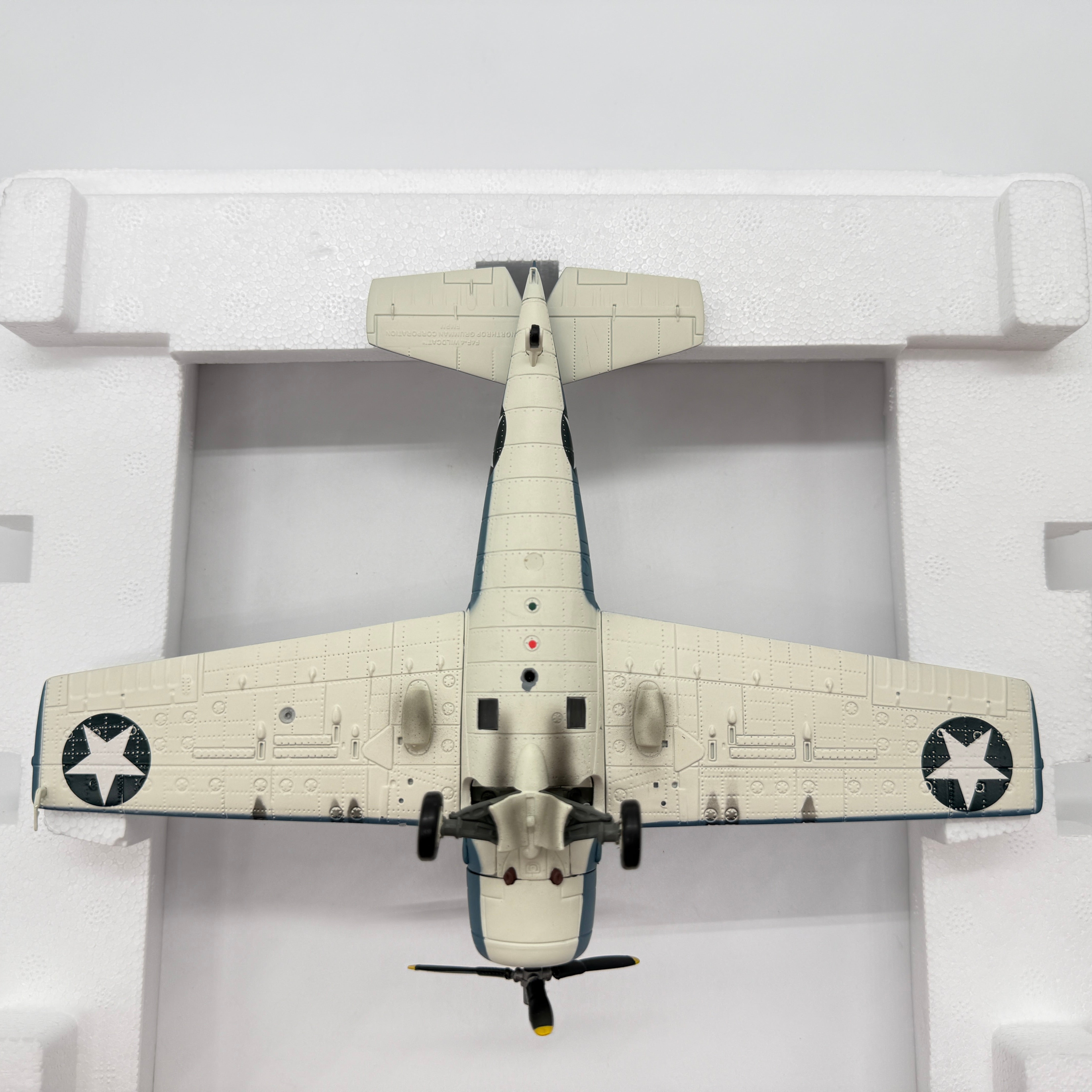 Franklin Mint B11F013 1:48 Grumman F4F-4 Wildcat White 50 Joe Foss USMC VMF-121 Guadalcanal 1942