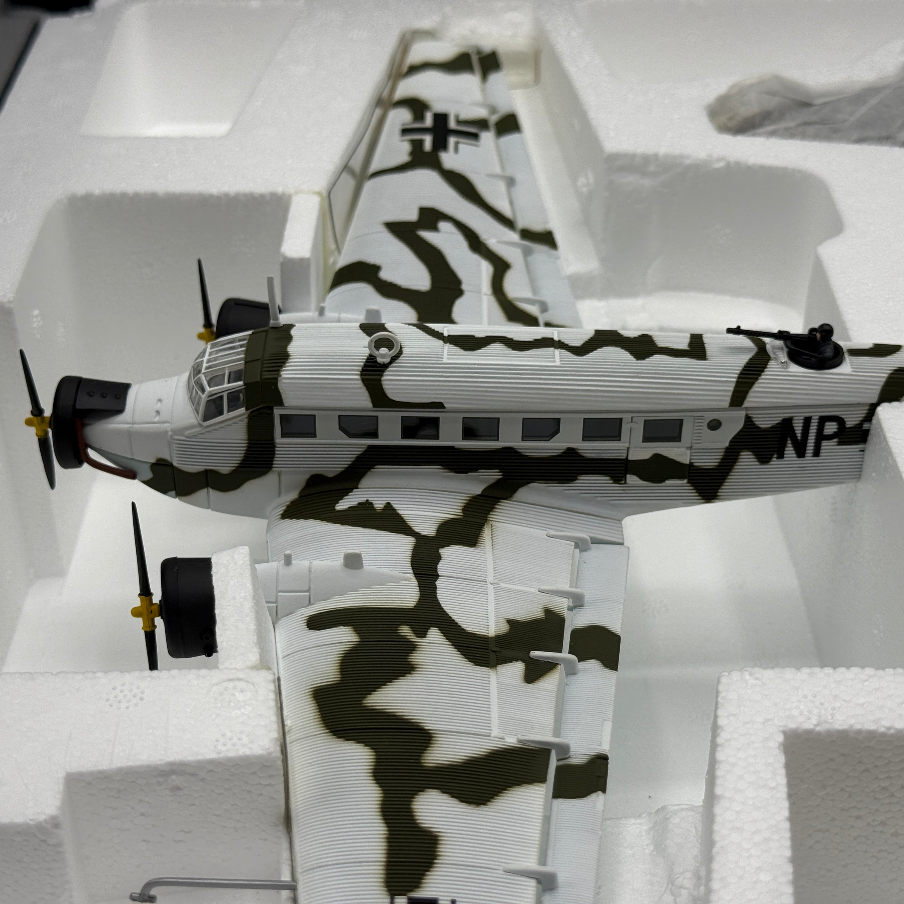 Corgi AA36904 1:72 Junkers Ju 52/3m RJ+NP C-Schulen Thorn Eastern Front December 1941