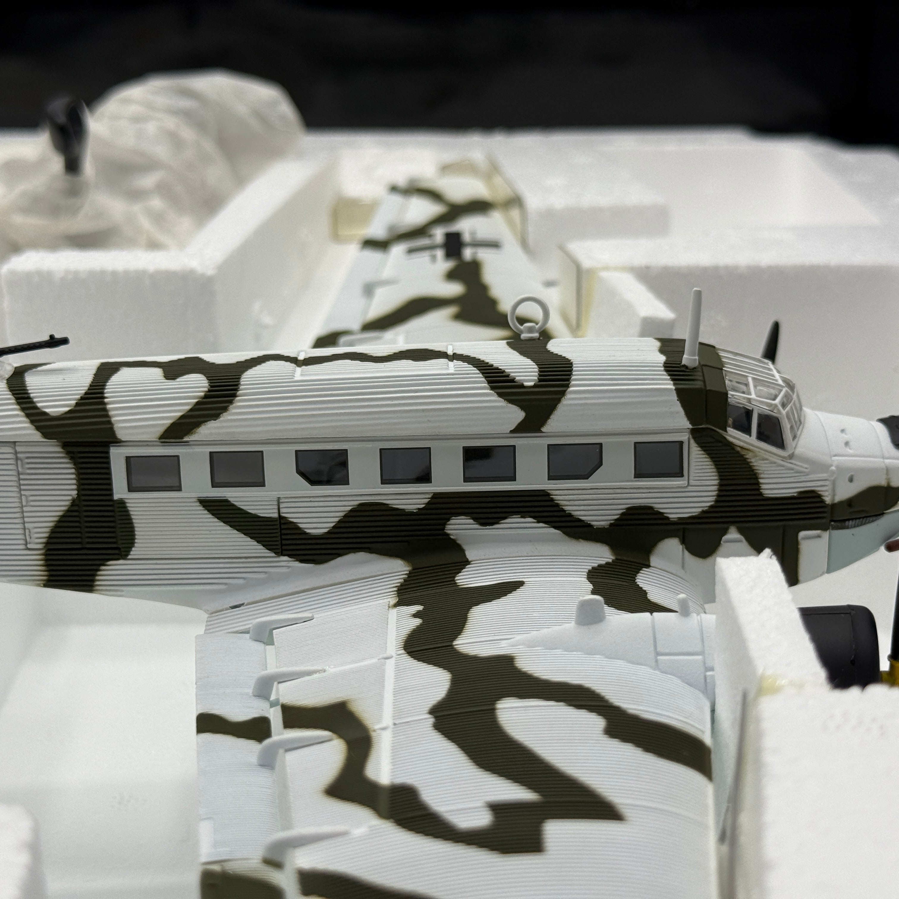 Corgi AA36904 1:72 Junkers Ju 52/3m RJ+NP C-Schulen Thorn Eastern Front December 1941