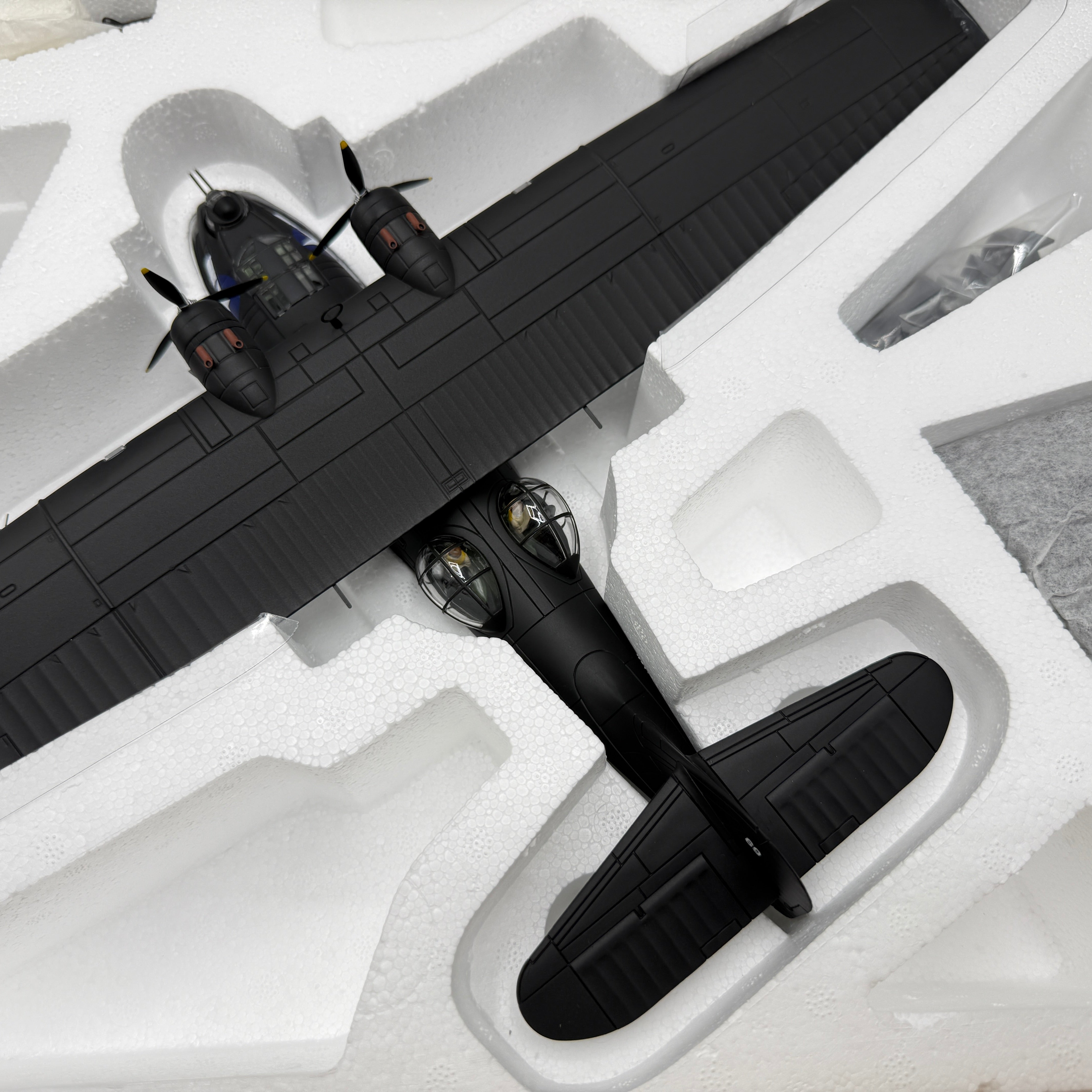 Corgi AA36104 1:72 Consolidated PBY-5A Catalina Black Cat White 69 William Pfleeger USN VP-34 New Guinea 1944