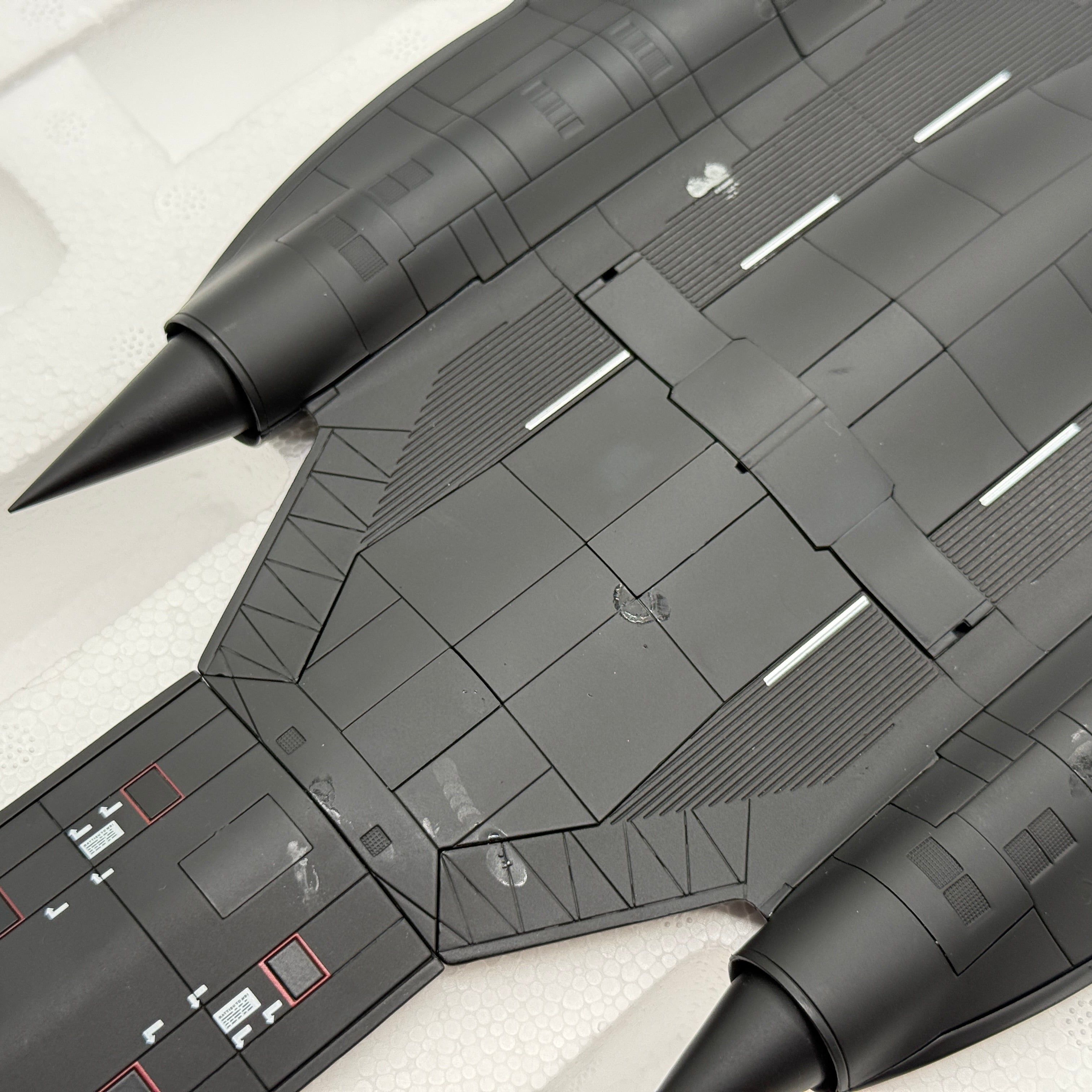 Century Wings CW001634 1:72 Lockheed SR-71A Blackbird 61-7971 USAF 9th RW Det.2 Edwards AFB 1997