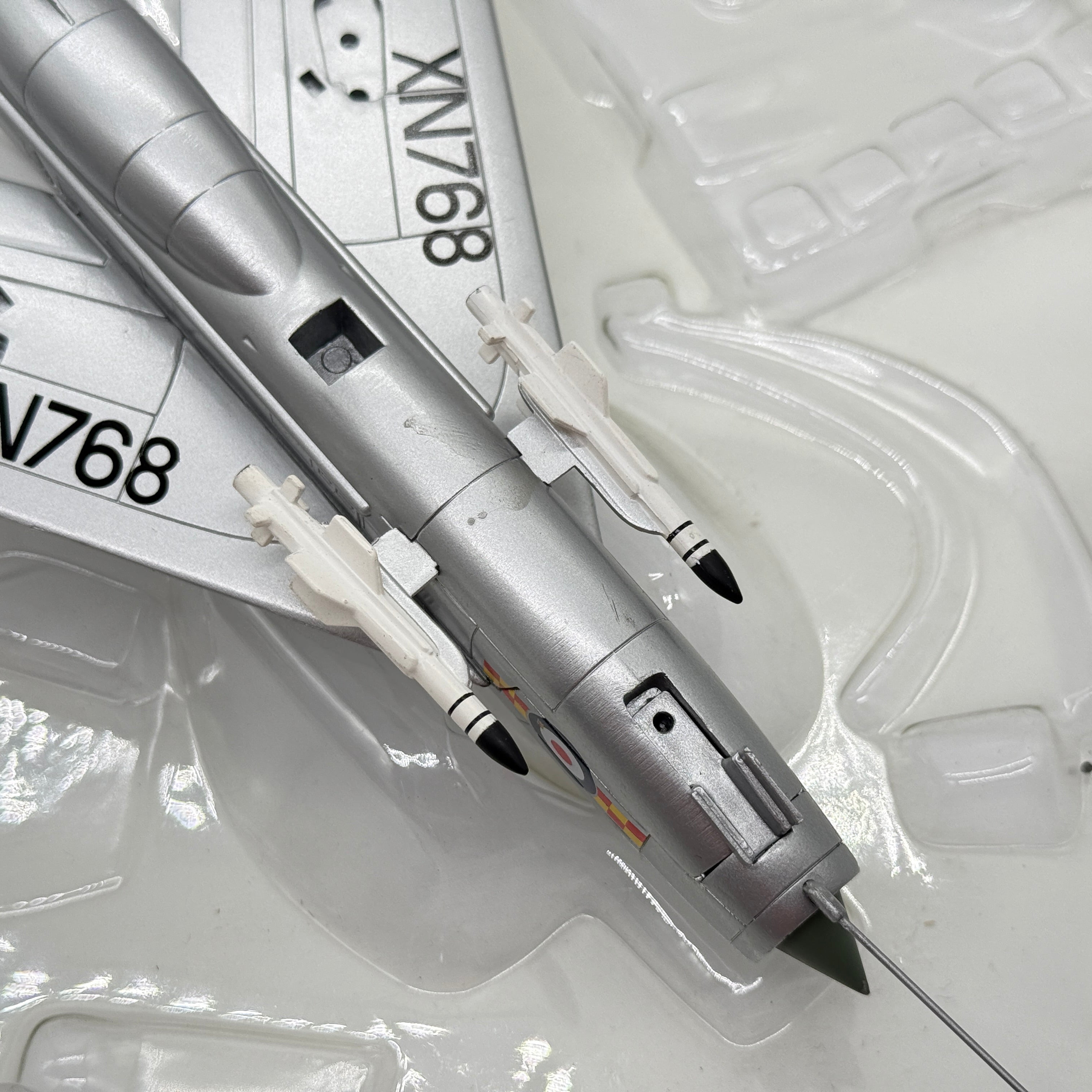 Corgi 49402 1:72 English Electric Lightning F.2 XN768 S RAF No.92 Sqn Aerobatic Display Team Farnborough 1964 *ISSUES*