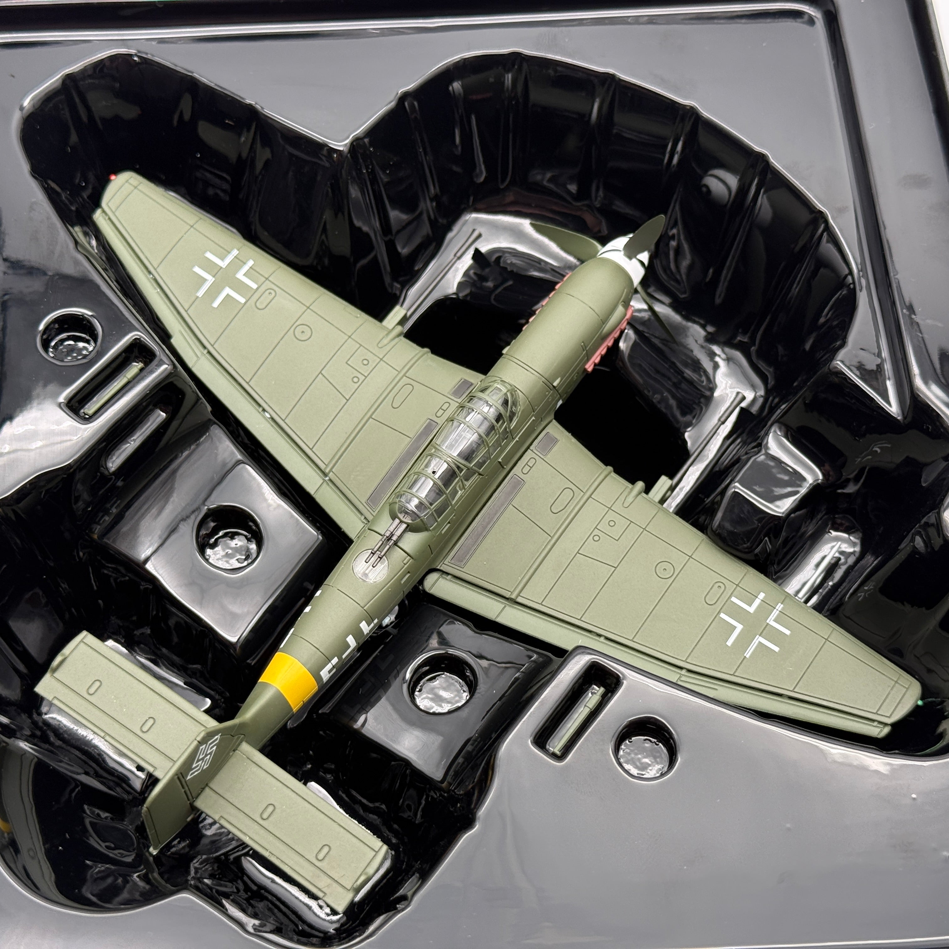 Corgi PR99407 1:72 Junkers Ju 87G-1 Stuka Luftwaffe Anti-Tank Section Briansk USSR April 1943