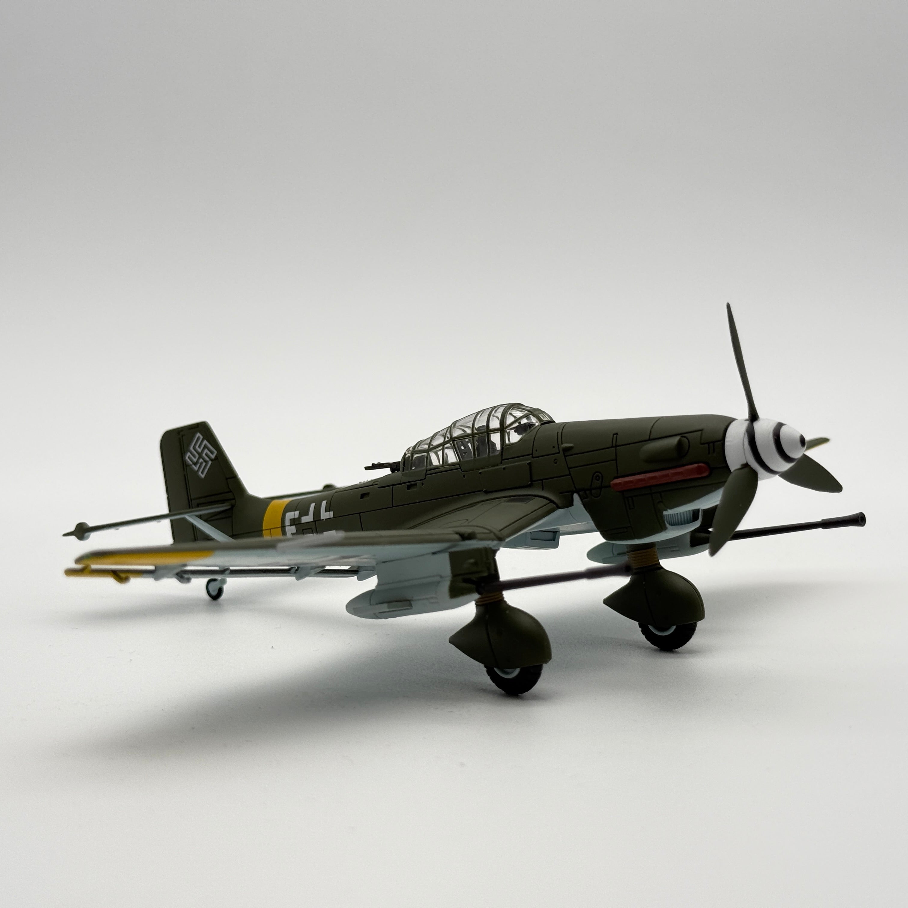 Corgi PR99407 1:72 Junkers Ju 87G-1 Stuka Luftwaffe Anti-Tank Section Briansk USSR April 1943