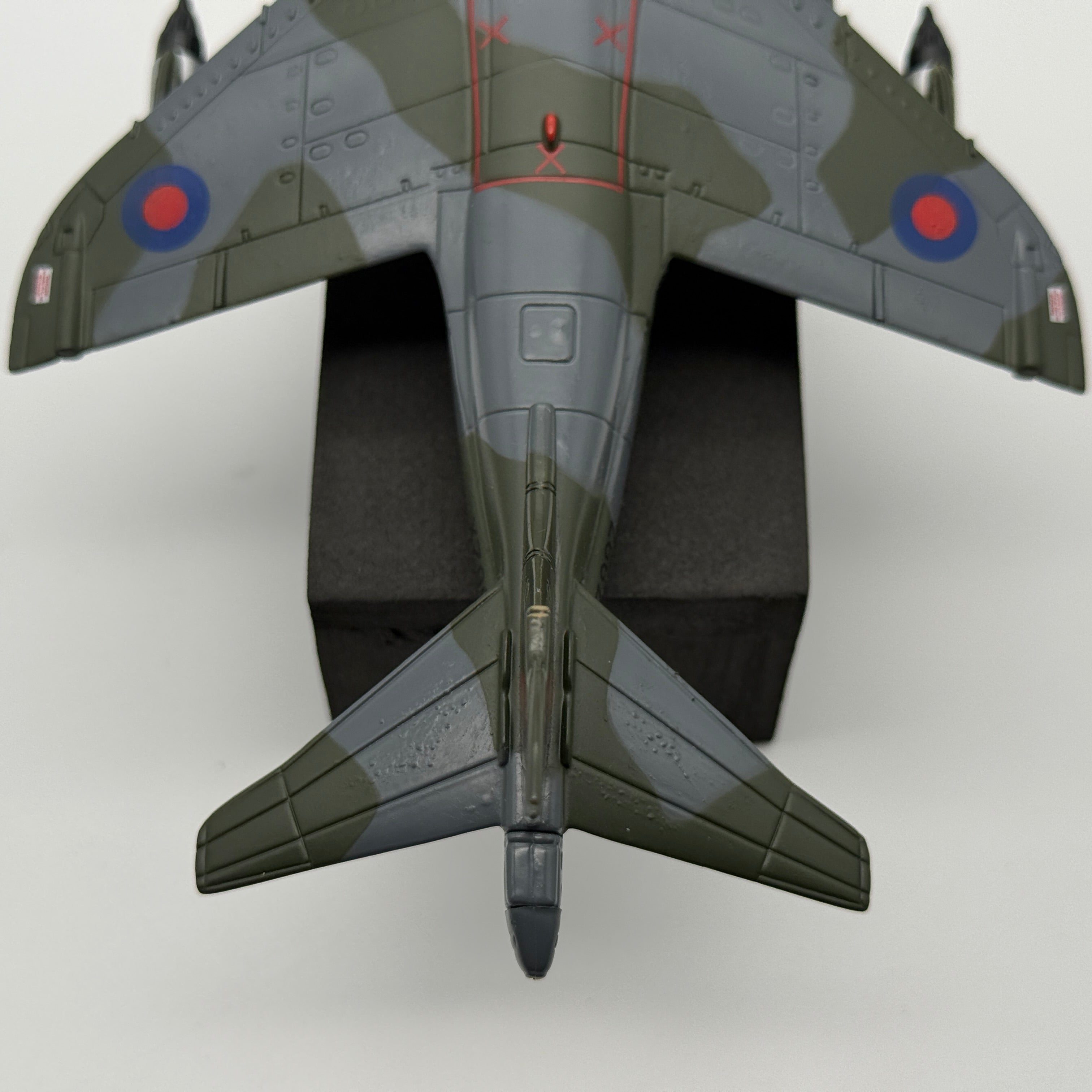 Corgi AA32401 1:72 BAe Harrier GR.3 XZ997 32 RAF No.1(F) Squadron Falklands 1982