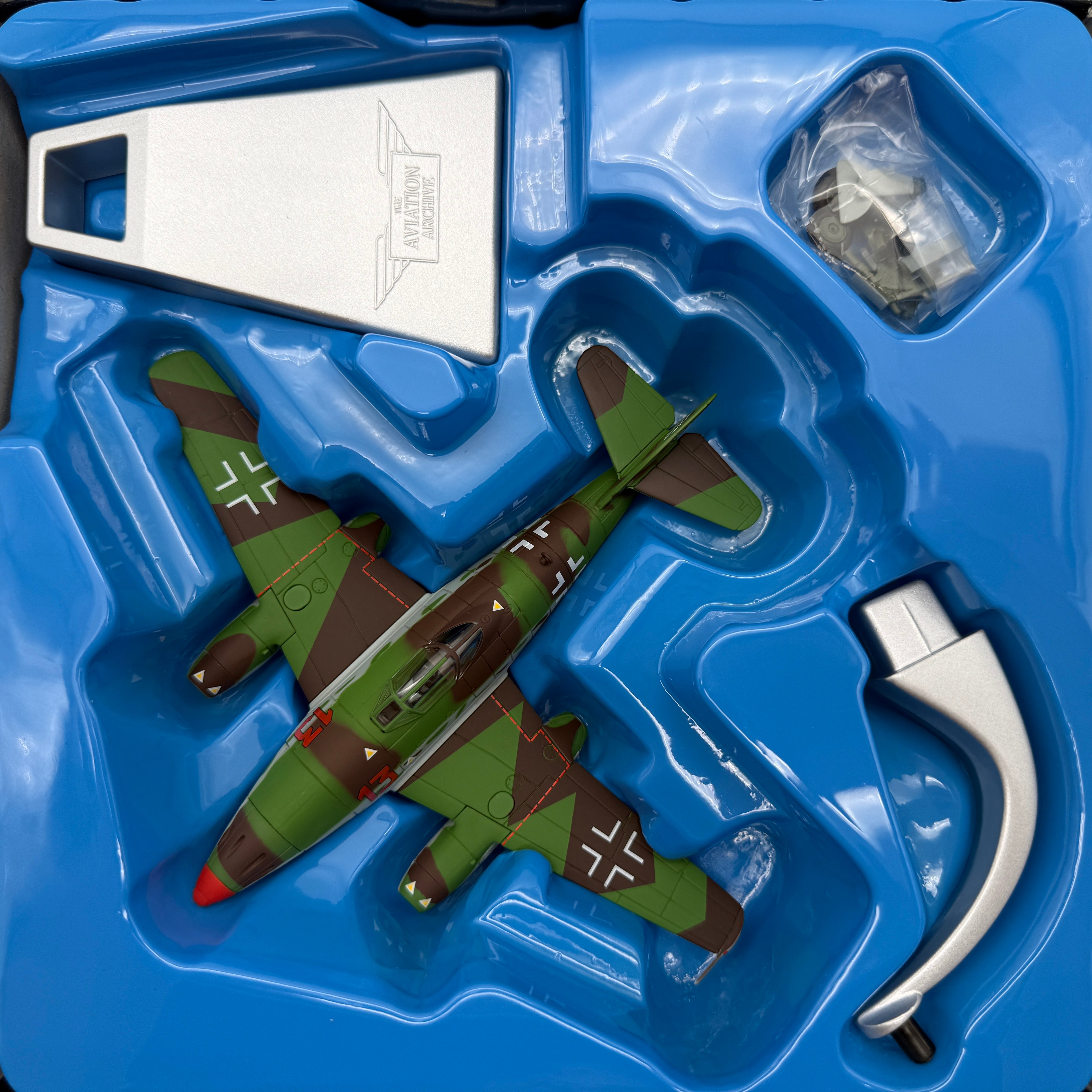Corgi AA35703 1:72 Messerschmitt Me 262A-1a Red 13 Heinz Bär III./EJG 2 Lechfeld Germany 1945