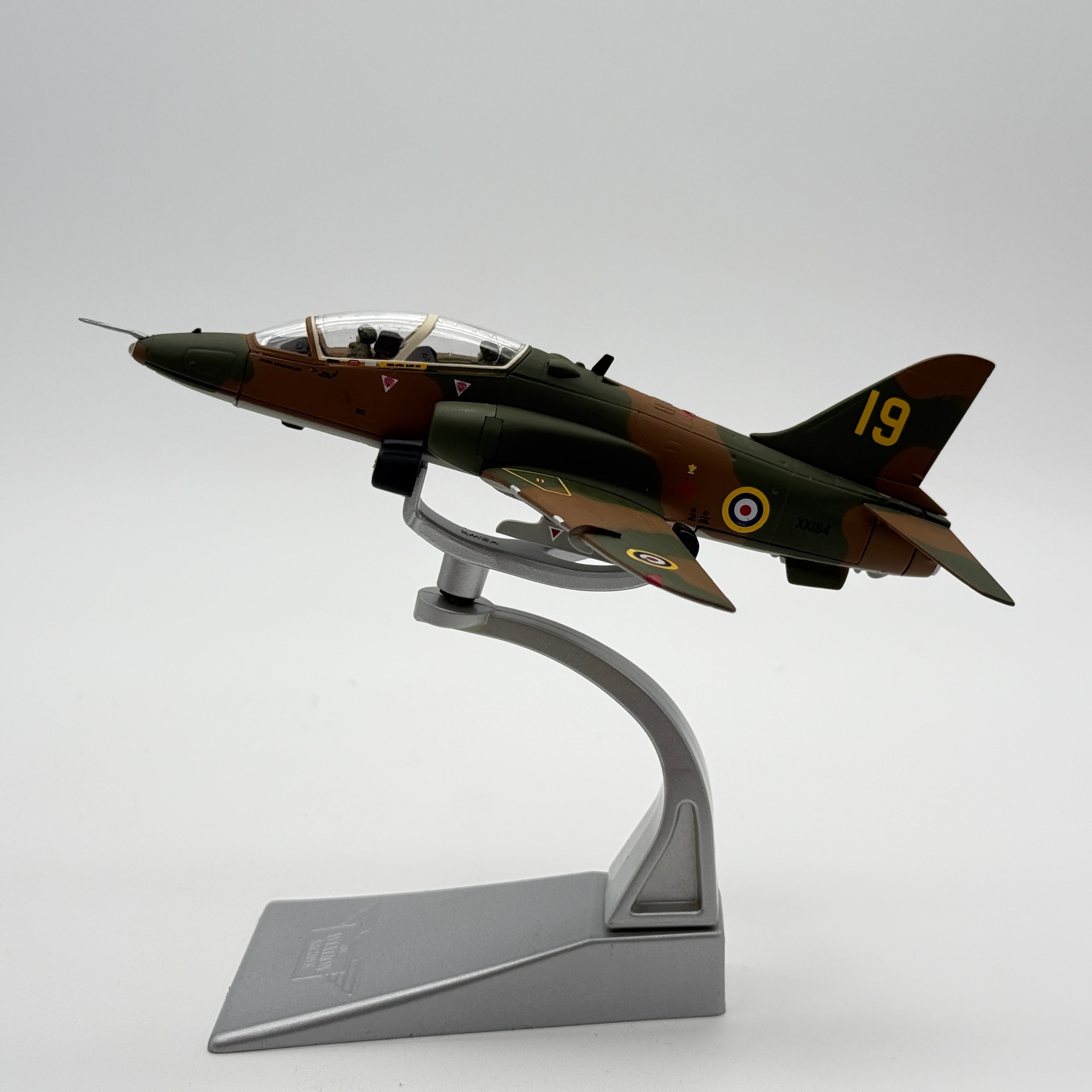 Corgi AA36009 1:72 BAe Hawk T.Mk 1A XX184 RAF No.19 Sqn Spitfire Anniversary Scheme April 2008