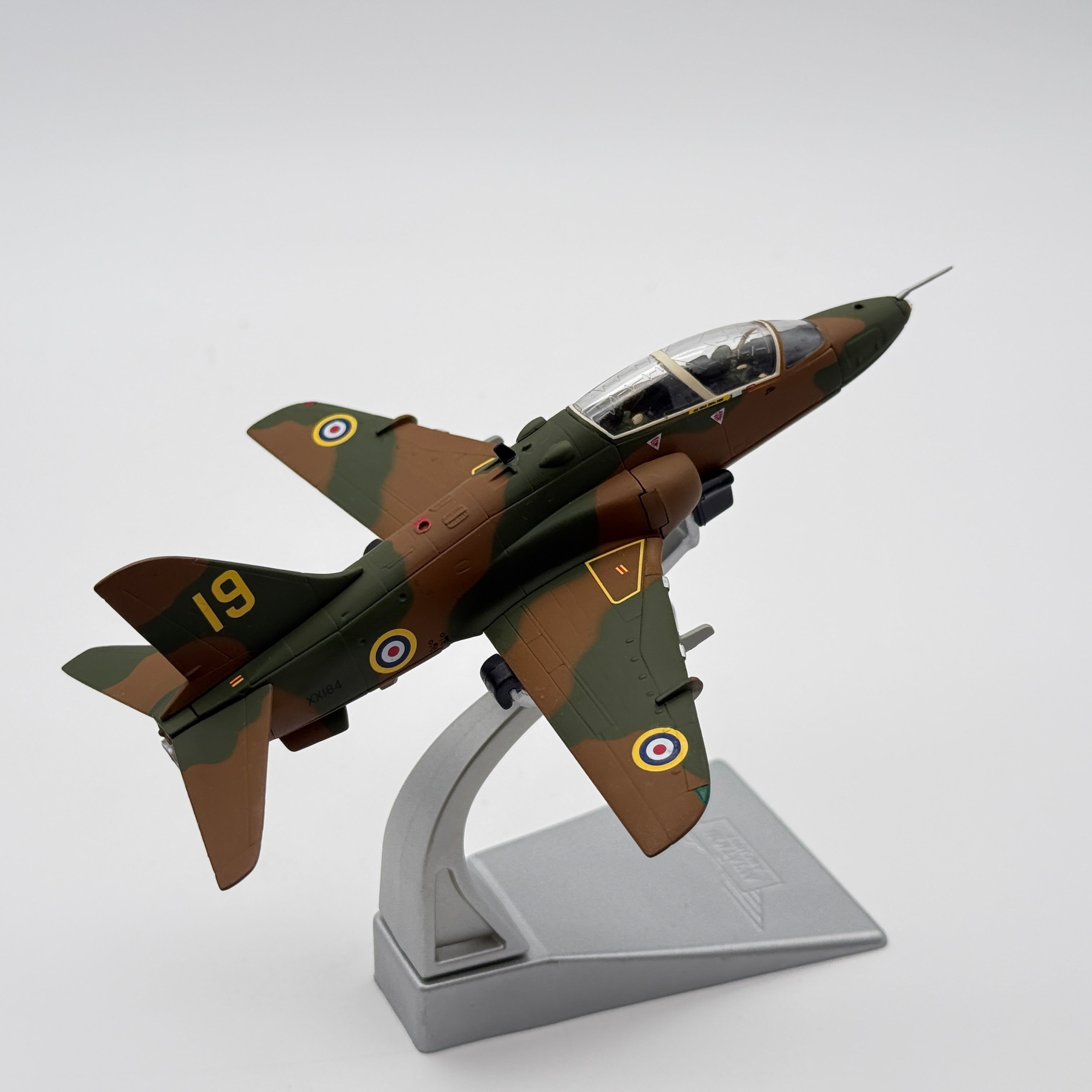 Corgi AA36009 1:72 BAe Hawk T.Mk 1A XX184 RAF No.19 Sqn Spitfire Anniversary Scheme April 2008