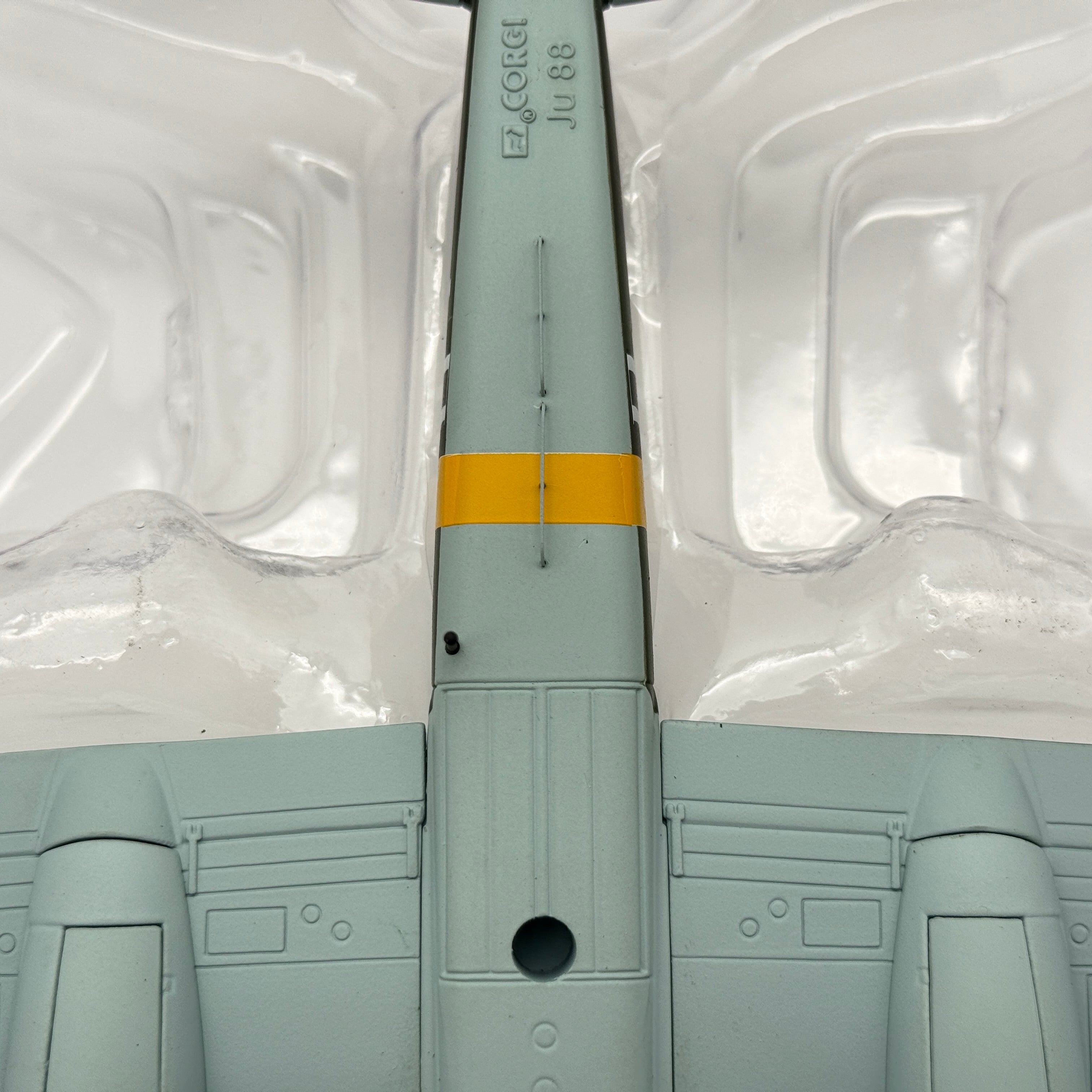 Corgi AA36710 1:72 Junkers Ju 88A-5 1./KGr 806 August 1940