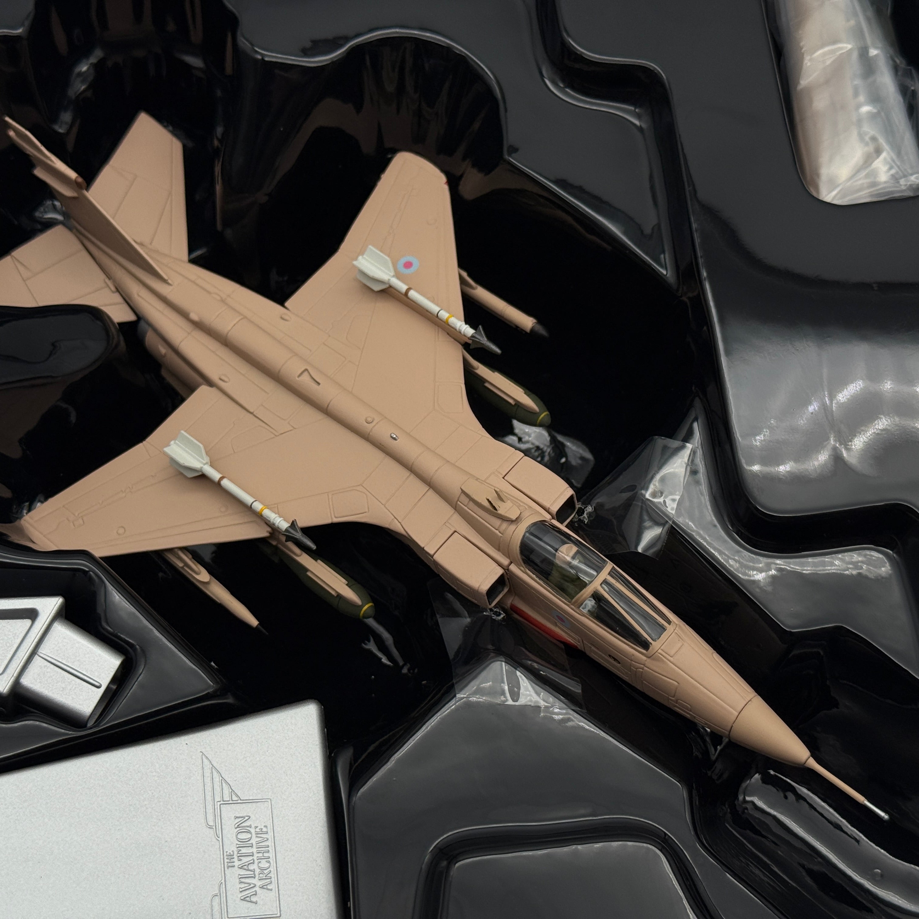 Corgi AA35414 1:72 SEPECAT Jaguar GR.1A XZ356 Mary Rose 1991