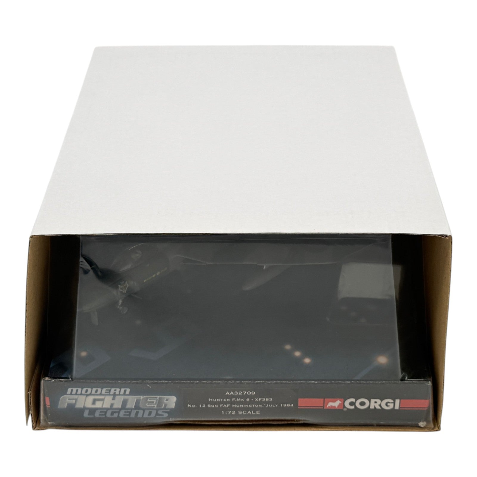 Corgi AA32709 1:72 Hawker Hunter F.Mk 6 XF383 RAF No.12 Sqn Honington 1984