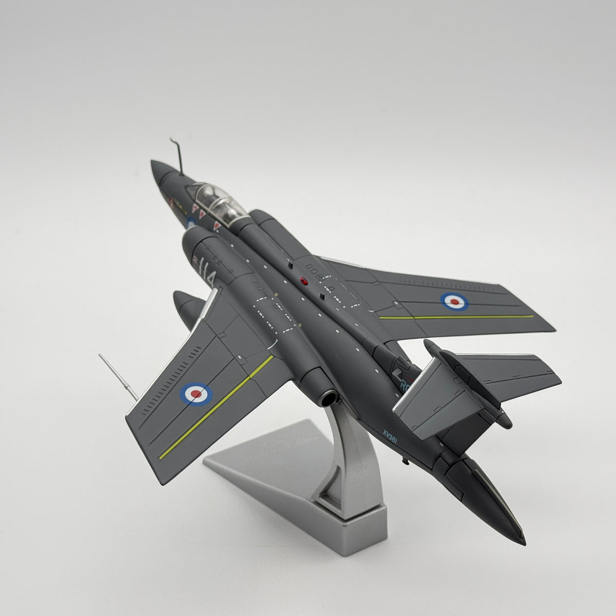 Corgi AA34111 1:72 Blackburn Buccaneer S.2 XV361 800 NAS HMS Eagle 1971