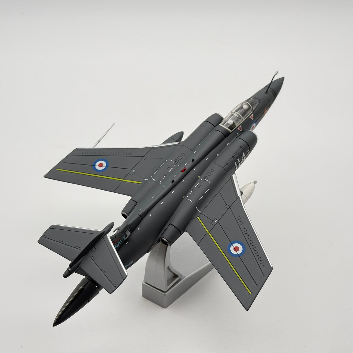 Corgi AA34111 1:72 Blackburn Buccaneer S.2 XV361 800 NAS HMS Eagle 1971