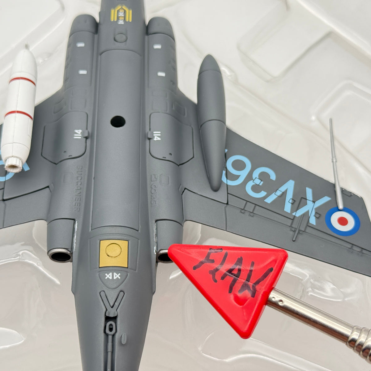 Corgi AA34111 1:72 Blackburn Buccaneer S.2 XV361 800 NAS HMS Eagle 1971