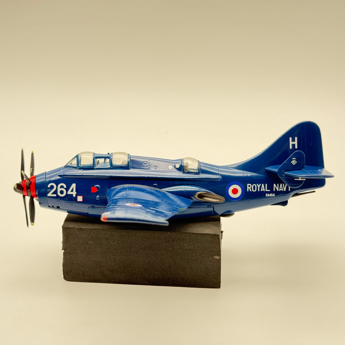 Sky Guardians SGE-72-002-003 1:72 Fairey Gannet XA454 264H 849 Sqn *ISSUES*