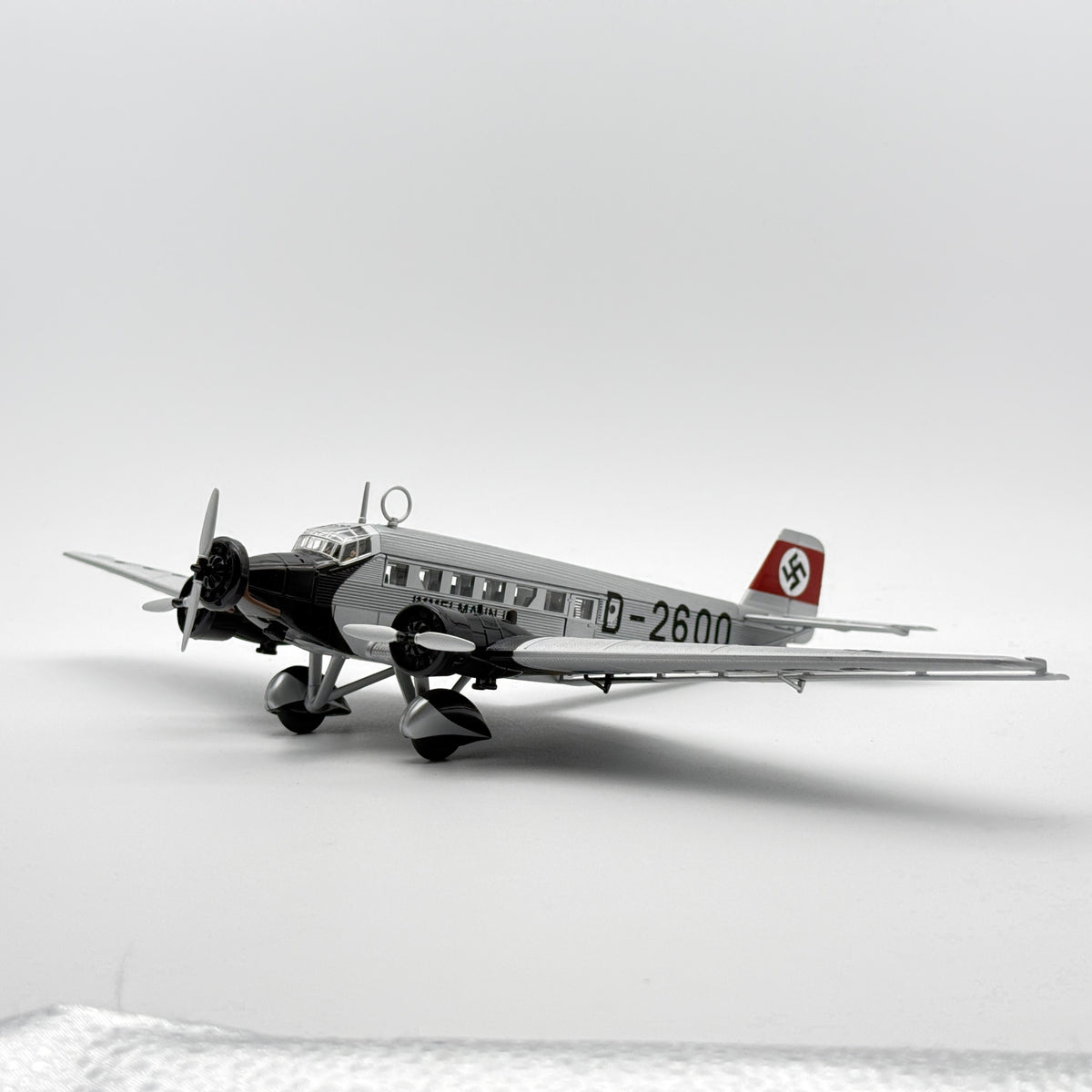 Corgi AA36909 1:72 Junkers Ju 52/3m D-2600 Immelmann II Tempelhof Berlin 1936