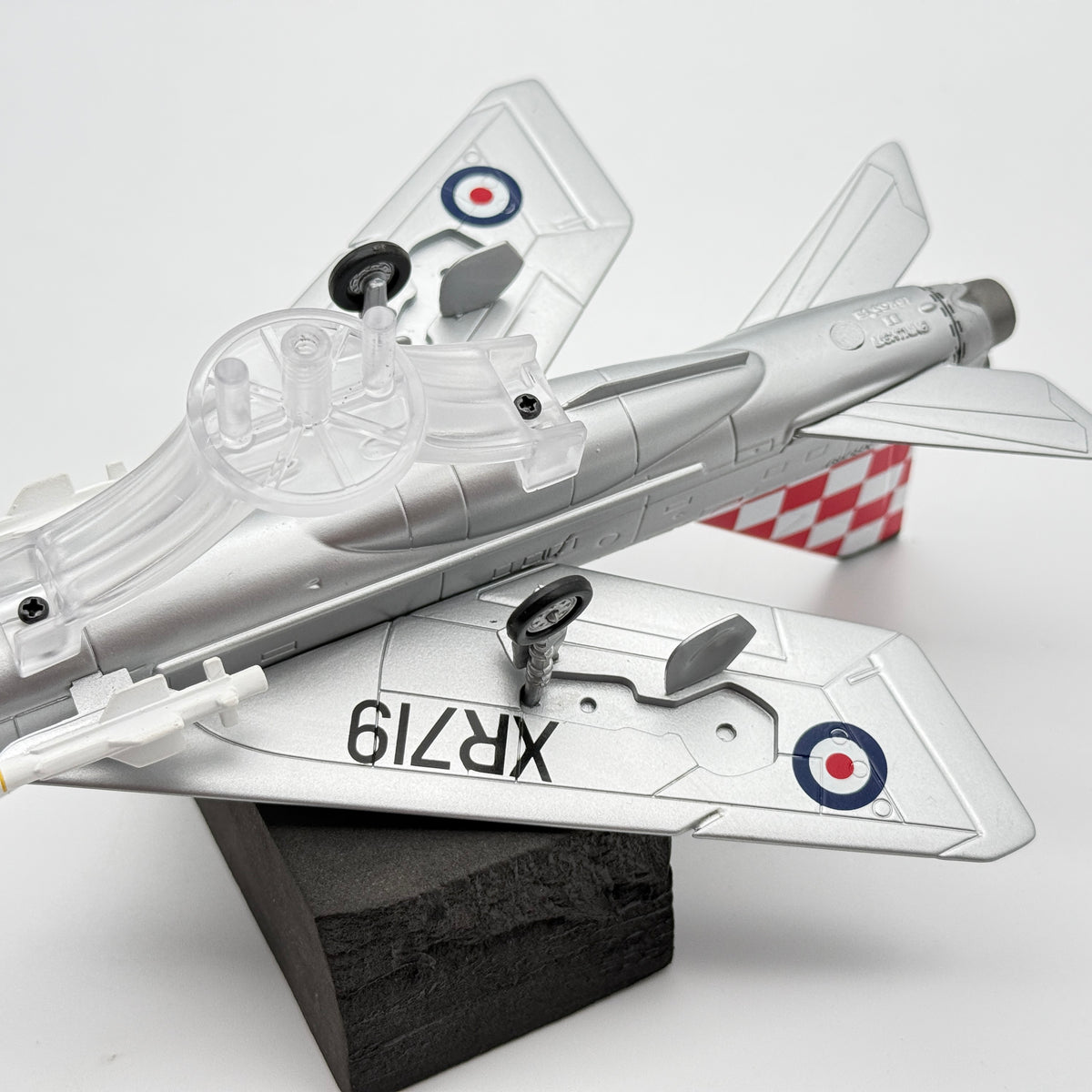 Corgi AA32308 1:72 English Electric Lightning F.3 XR719 56 Sqn RAF Wattisham