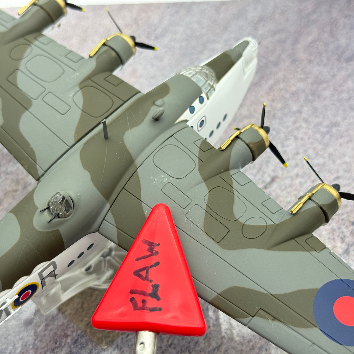 Corgi AA31705 1:144 Short Sunderland Mk II W6055 ZM-R 201 Sqn 1942 *ISSUES*