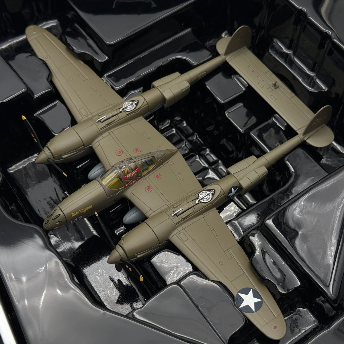 Corgi AA36615 1:72 P-38G Lightning Miss Virginia Operation Vengeance 1943 USAAF