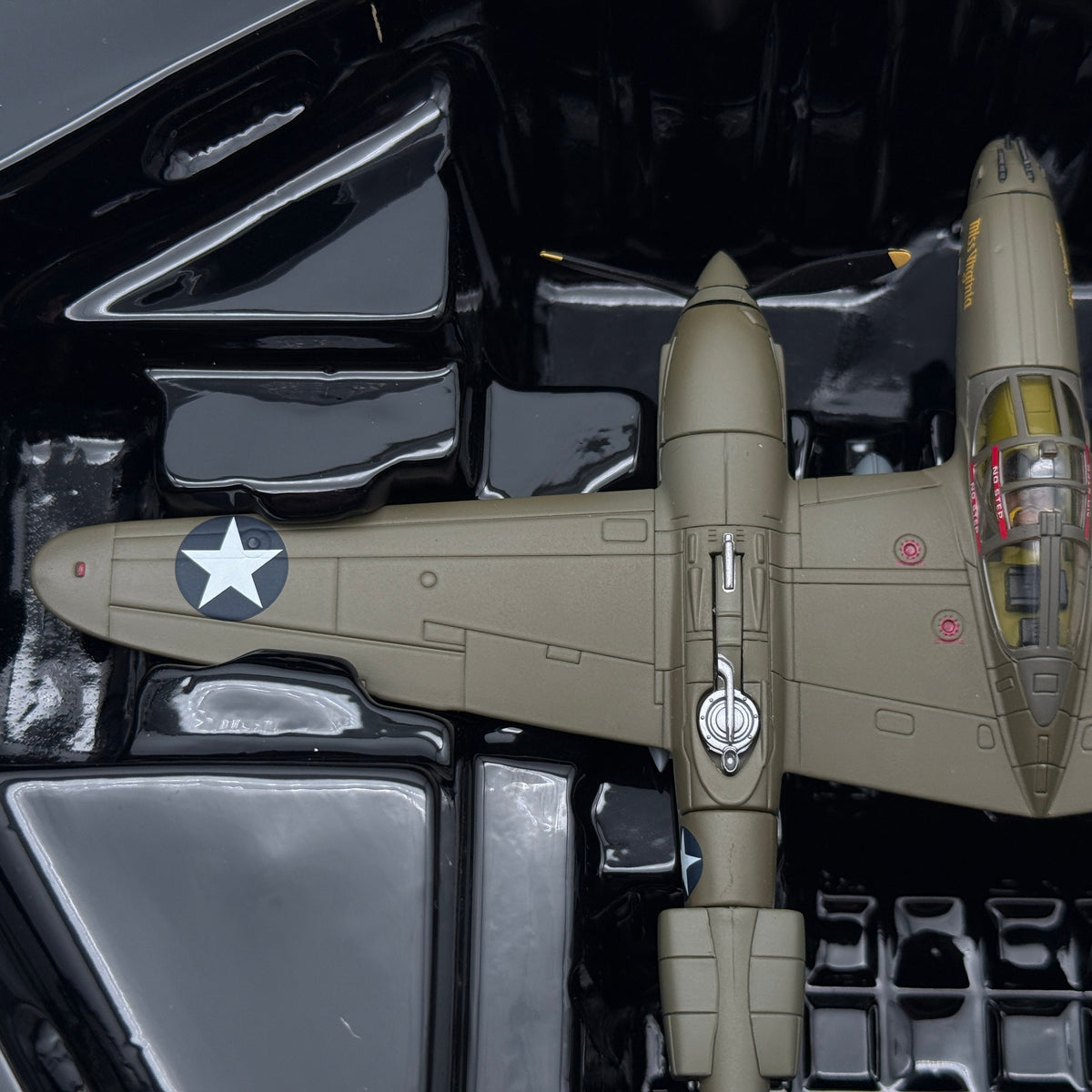 Corgi AA36615 1:72 P-38G Lightning Miss Virginia Operation Vengeance 1943 USAAF