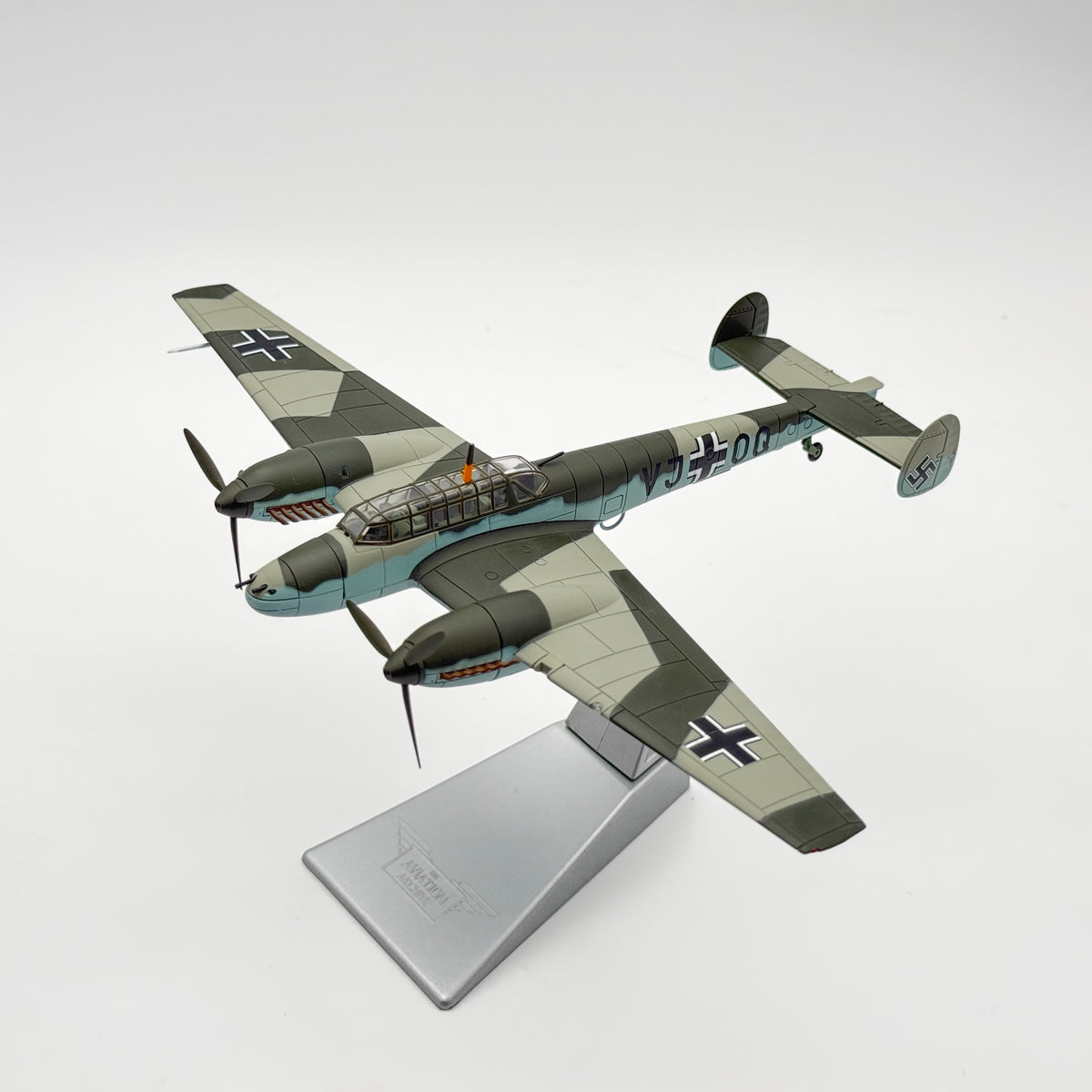 Corgi AA38509 1:72 Messerschmitt Bf110D VJ+OQ Rudolf Hess Scotland 10 May 1941