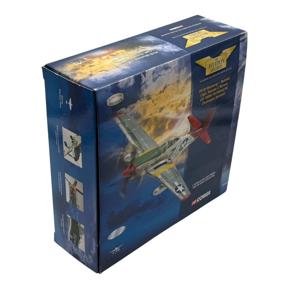 Corgi AA32203 1:72 P-51D Mustang Bunnie Roscoe Brown Tuskegee Airmen Italy 1945