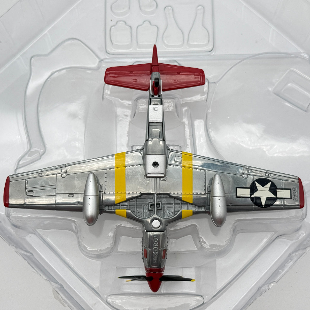 Corgi AA32203 1:72 P-51D Mustang Bunnie Roscoe Brown Tuskegee Airmen Italy 1945