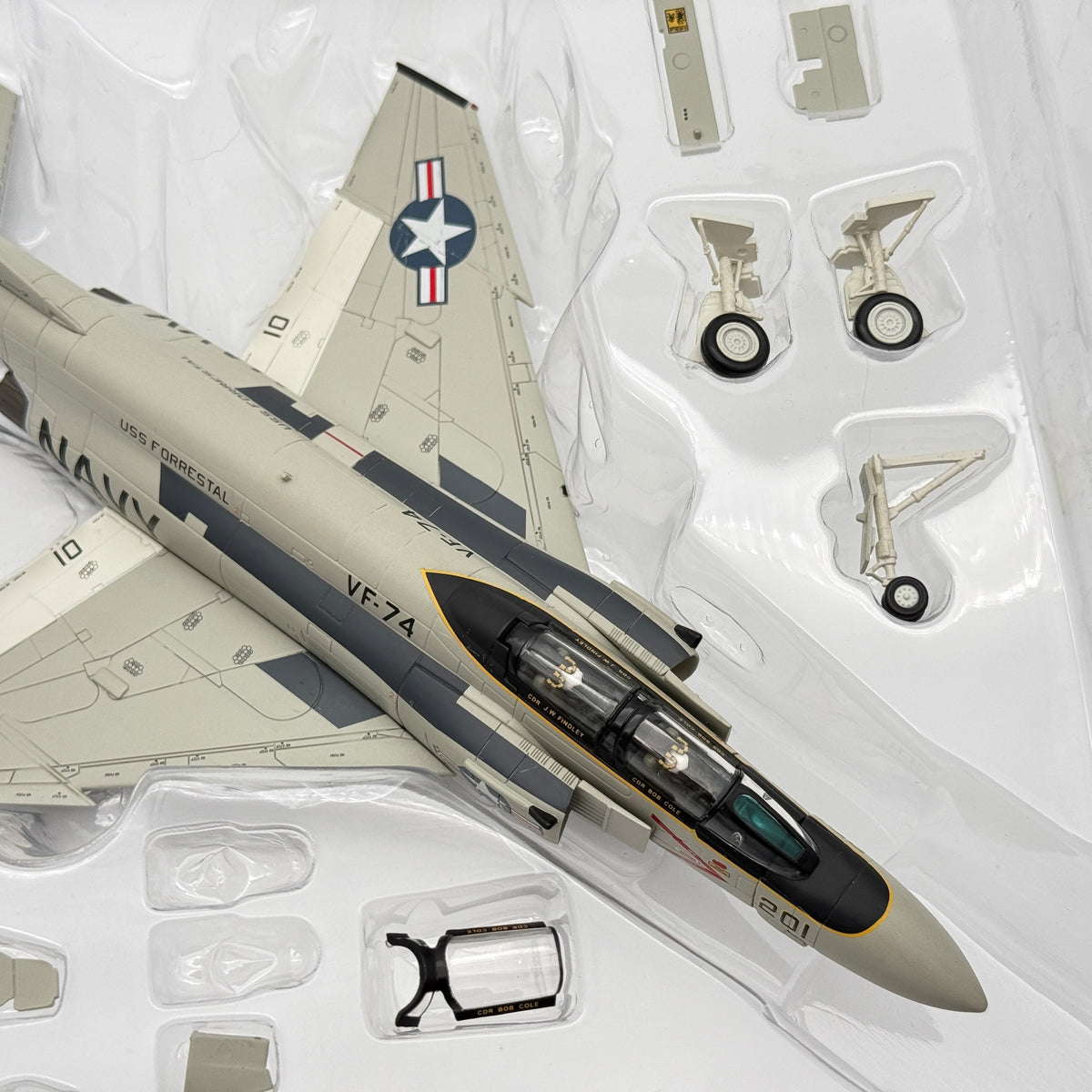 Hobby Master HA19008 1:72 F-4J Phantom II VF-74 Be-Devilers 20th Anniversary