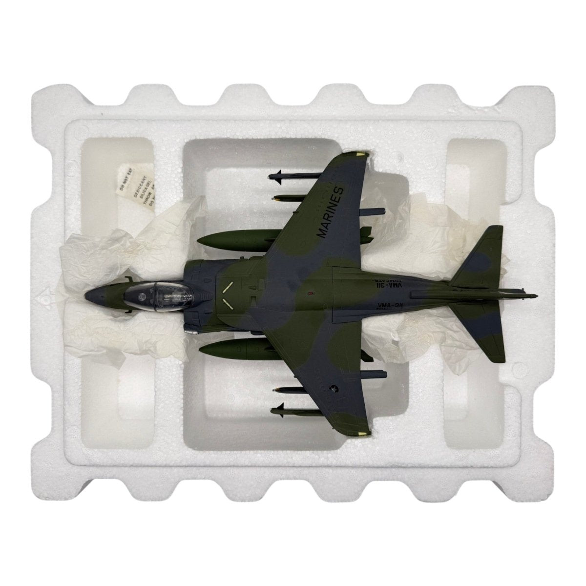 Armour Collection 98052 1:48 AV - 8B Harrier II US Marines Low - Viz - Franklin Mint