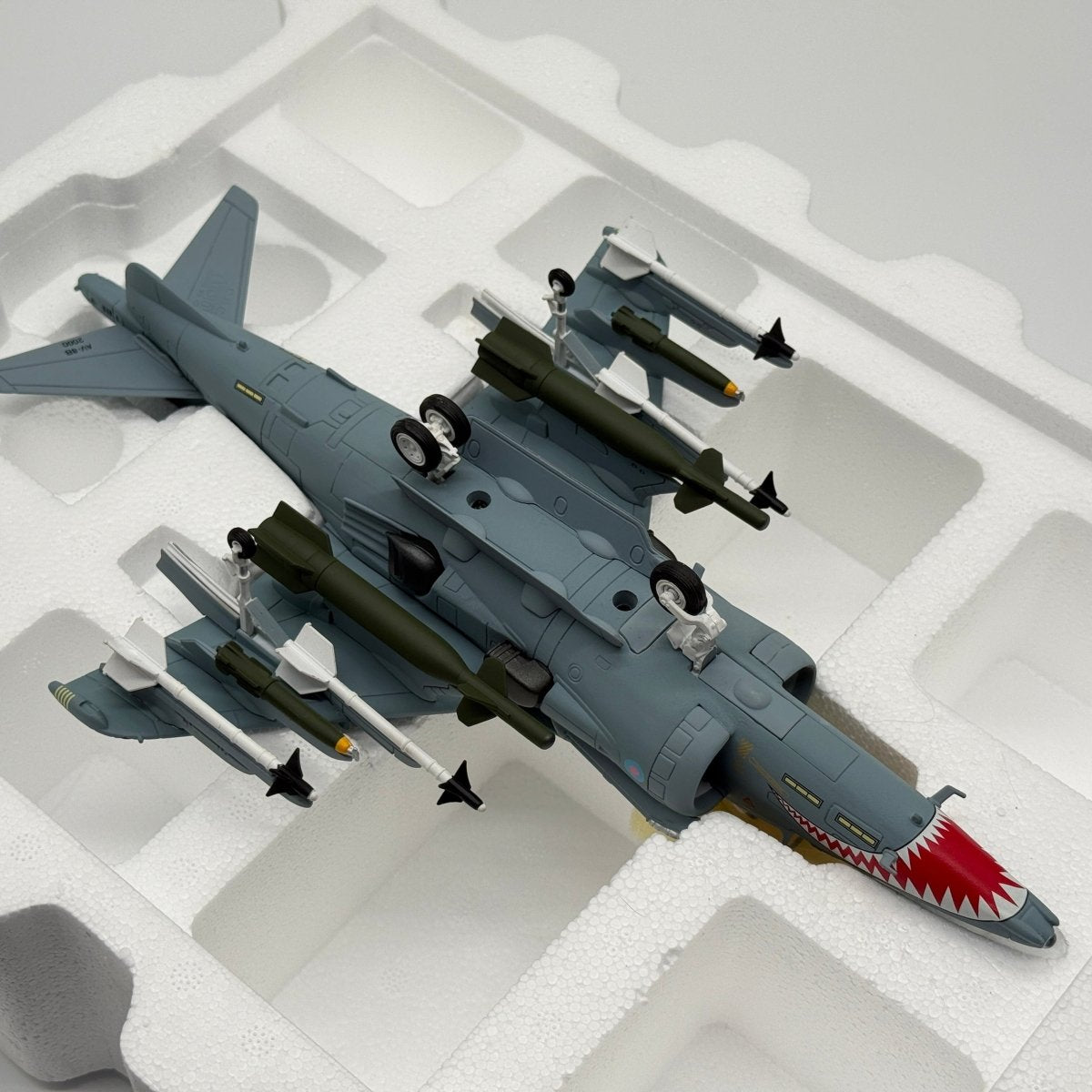 Armour Collection 98054 1:48 Harrier GR Mk.7 U.K. Royal Air Force - Franklin Mint