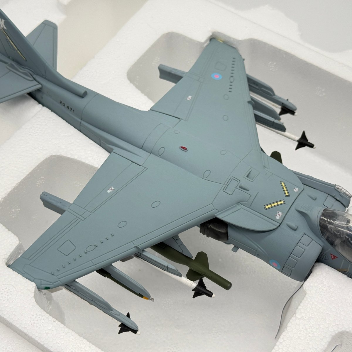Armour Collection 98054 1:48 Harrier GR Mk.7 U.K. Royal Air Force - Franklin Mint